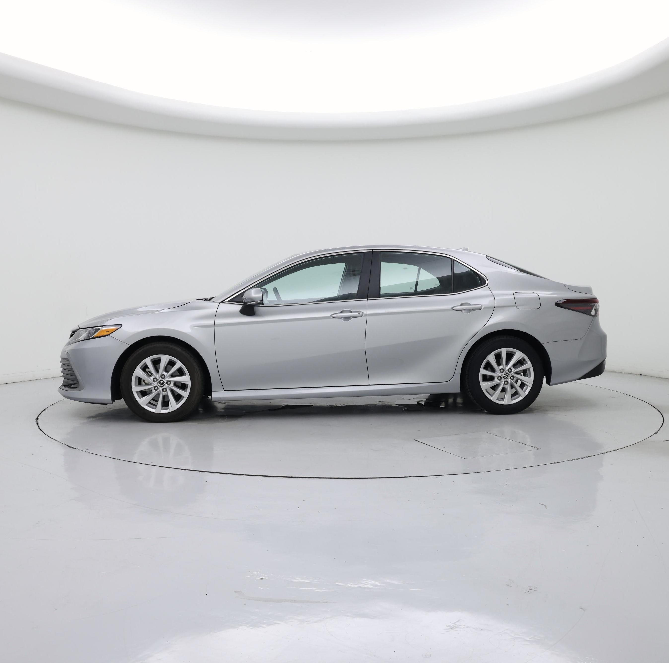 Thumbnail: 2024 Toyota Camry - 3