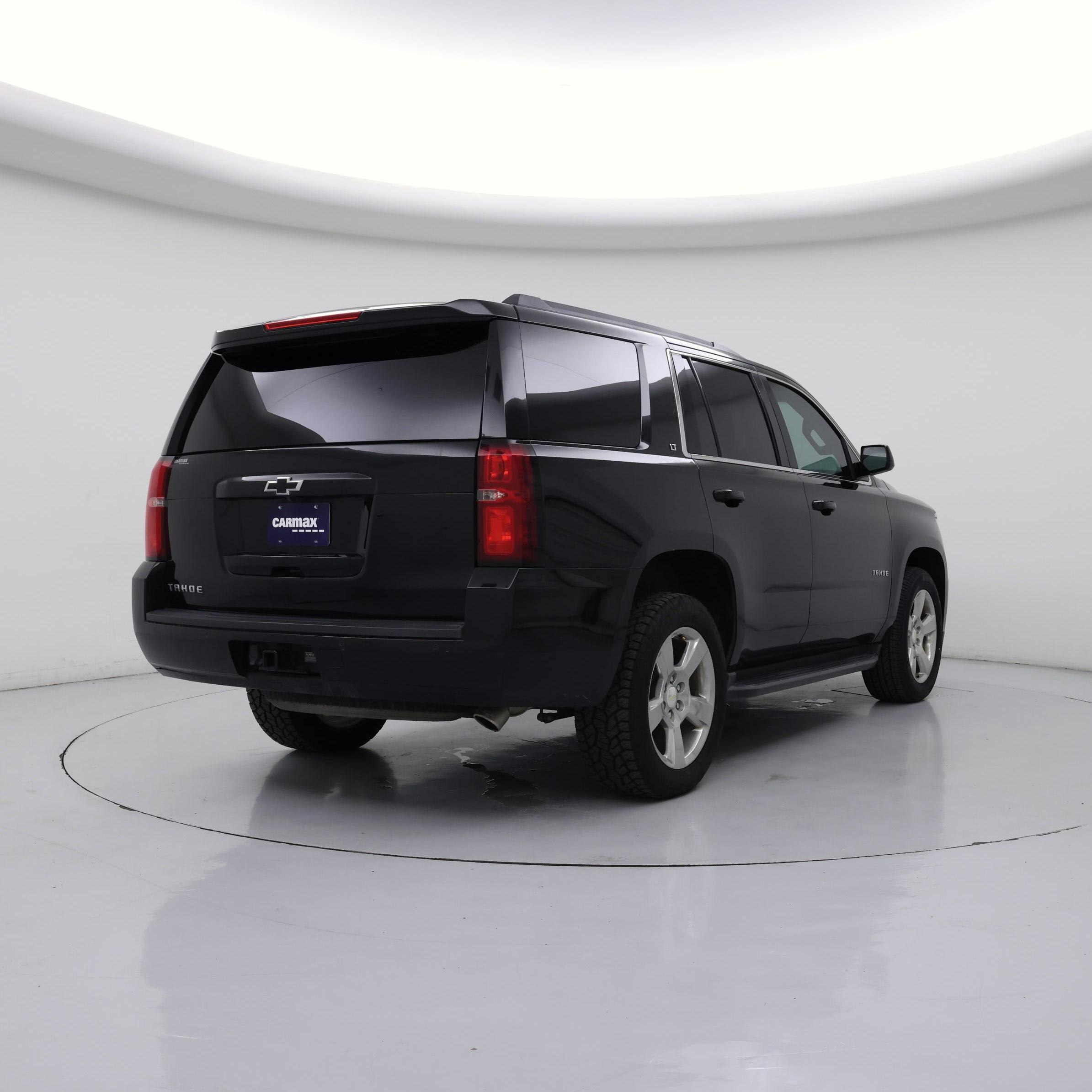 Thumbnail: 2017 Chevrolet Tahoe - 8