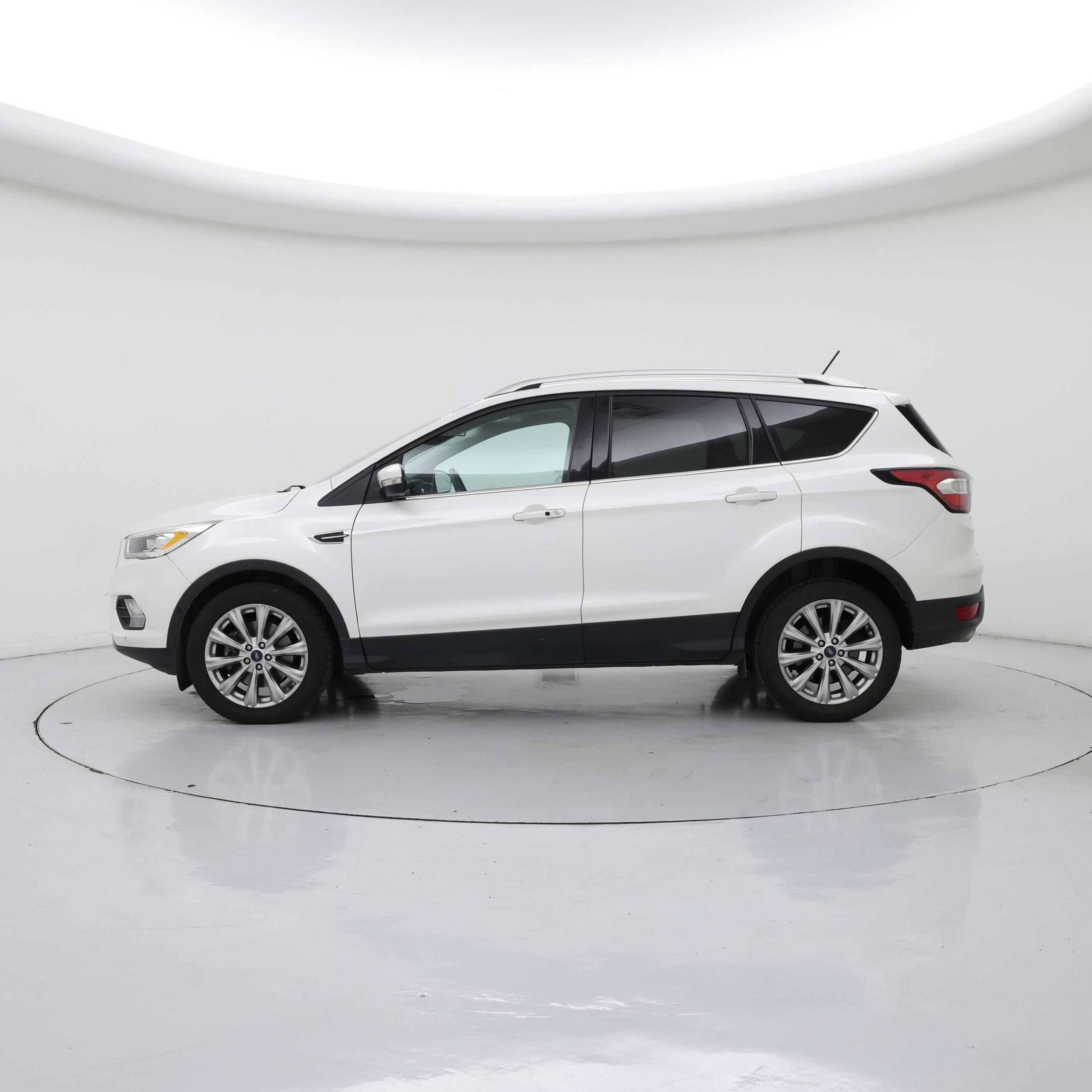 Thumbnail: 2018 Ford Escape - 3