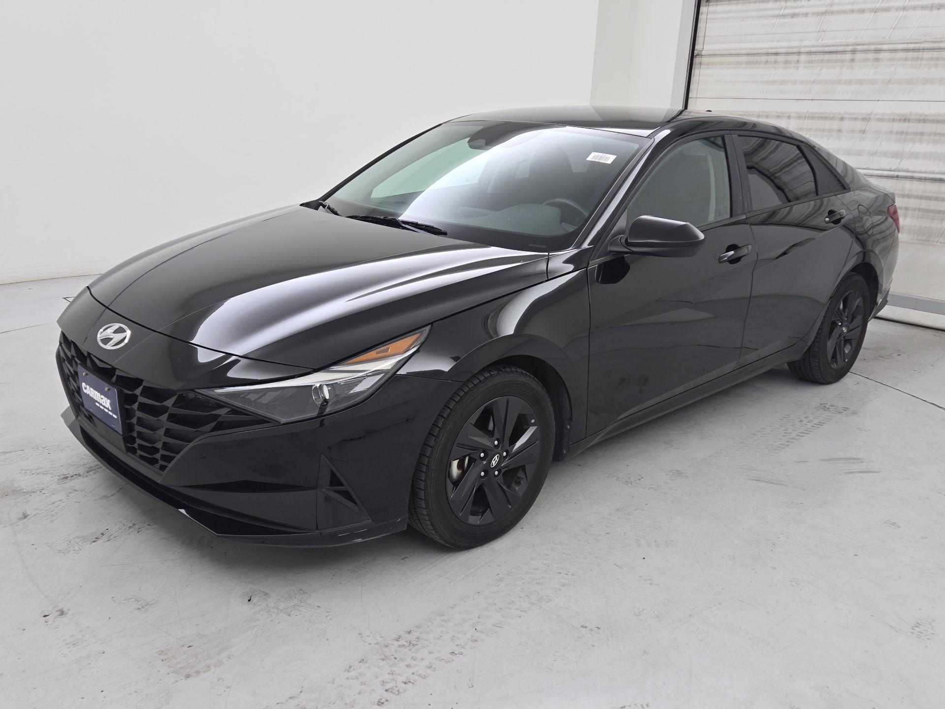 Thumbnail: 2021 Hyundai Elantra - 3