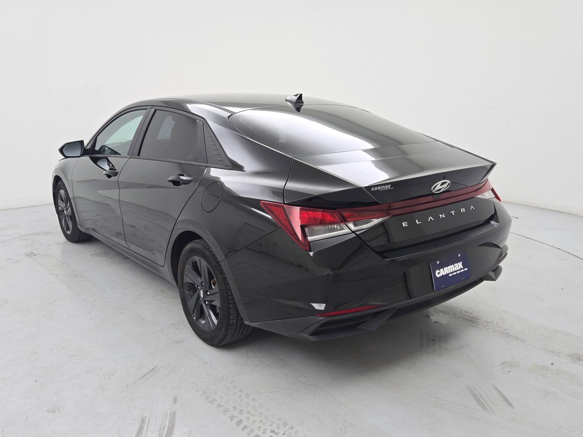 Thumbnail: 2021 Hyundai Elantra - 7
