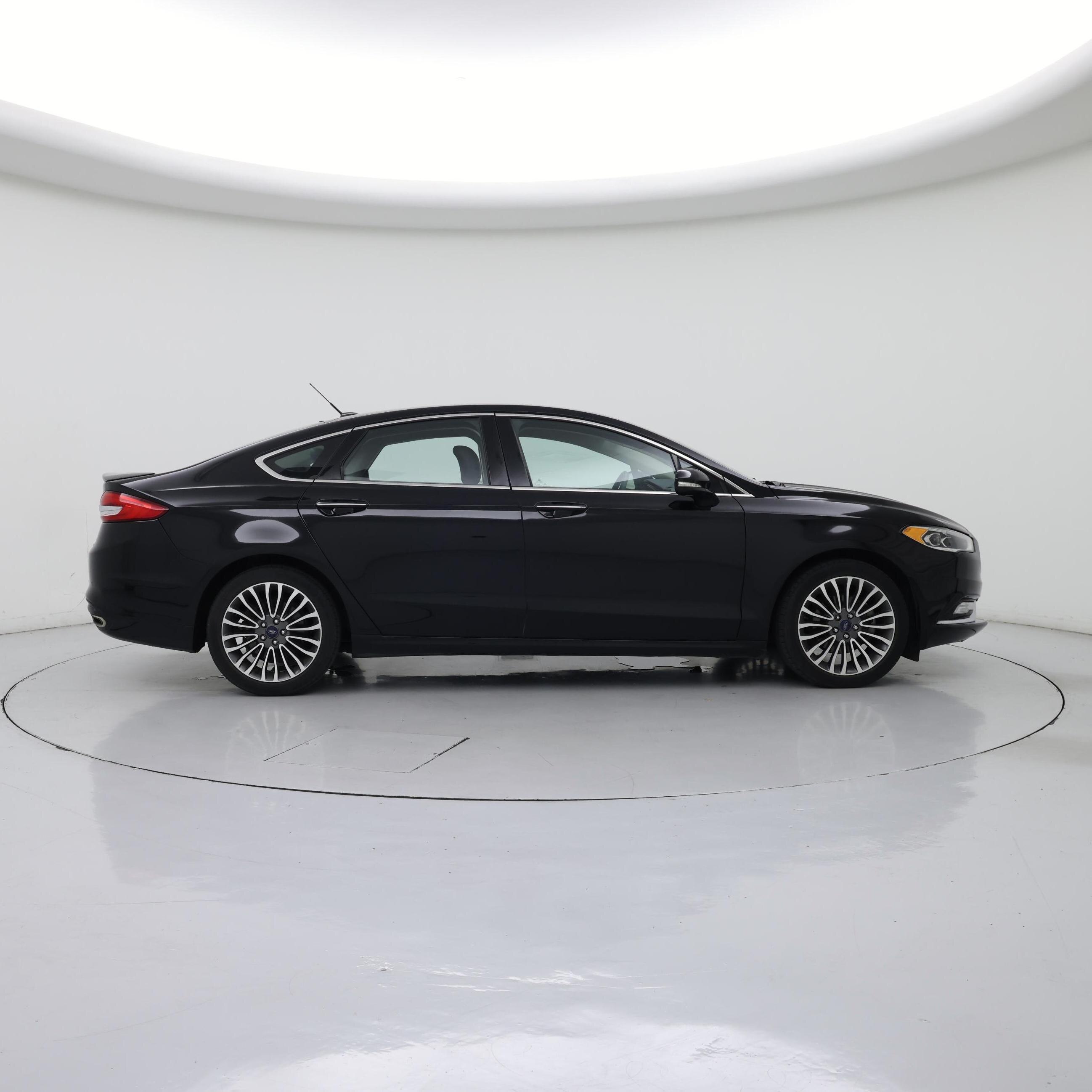 Thumbnail: 2017 Ford Fusion - 7