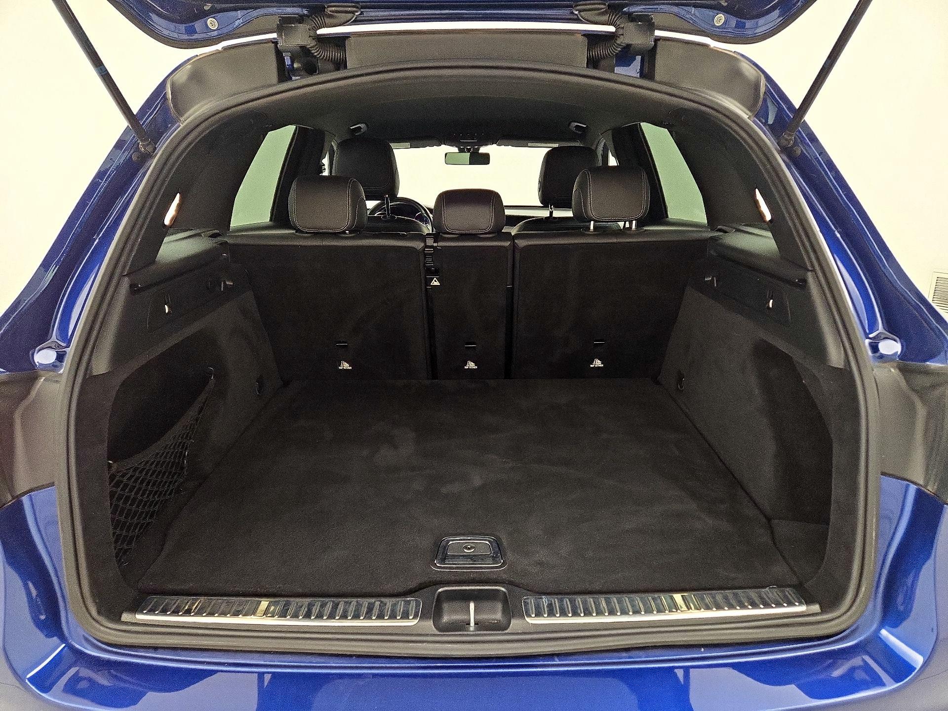 Thumbnail: 2020 Mercedes-Benz GLC - 19