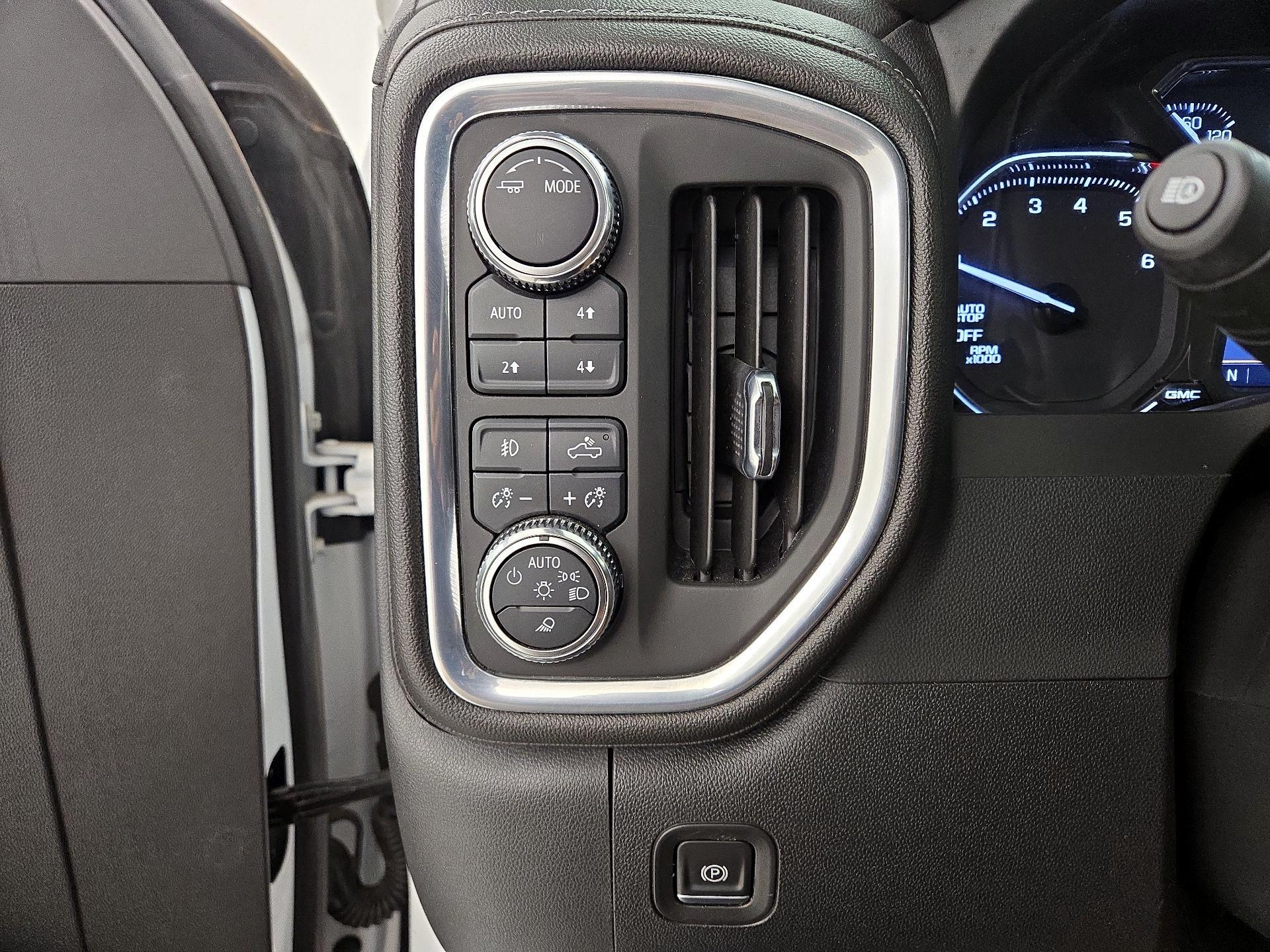 Thumbnail: 2022 GMC Sierra 1500 - 13