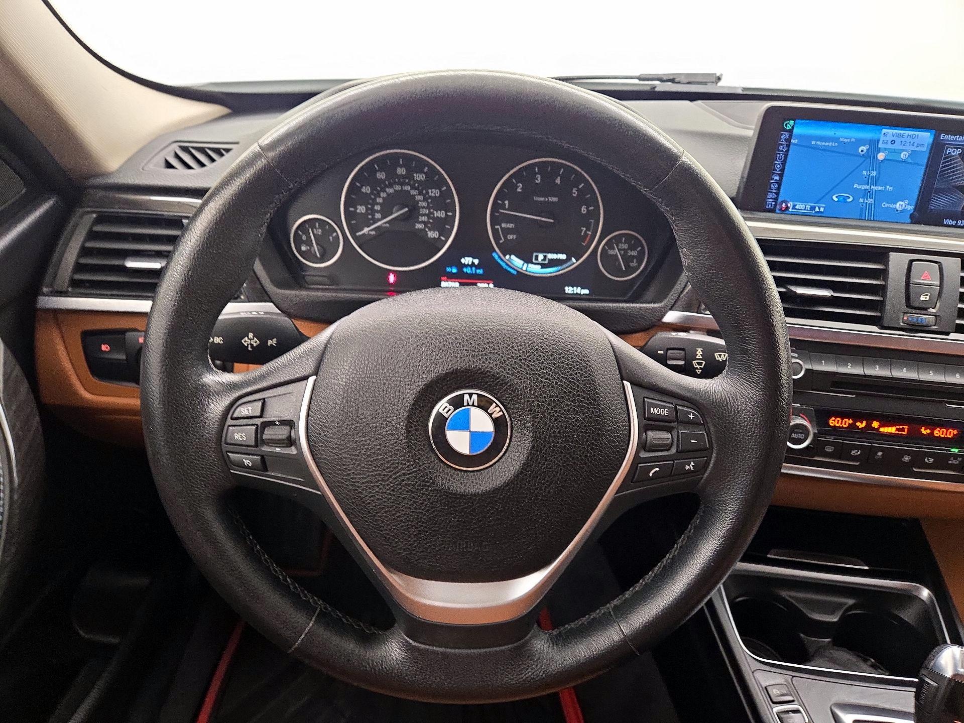 Thumbnail: 2015 BMW 3 Series - 10