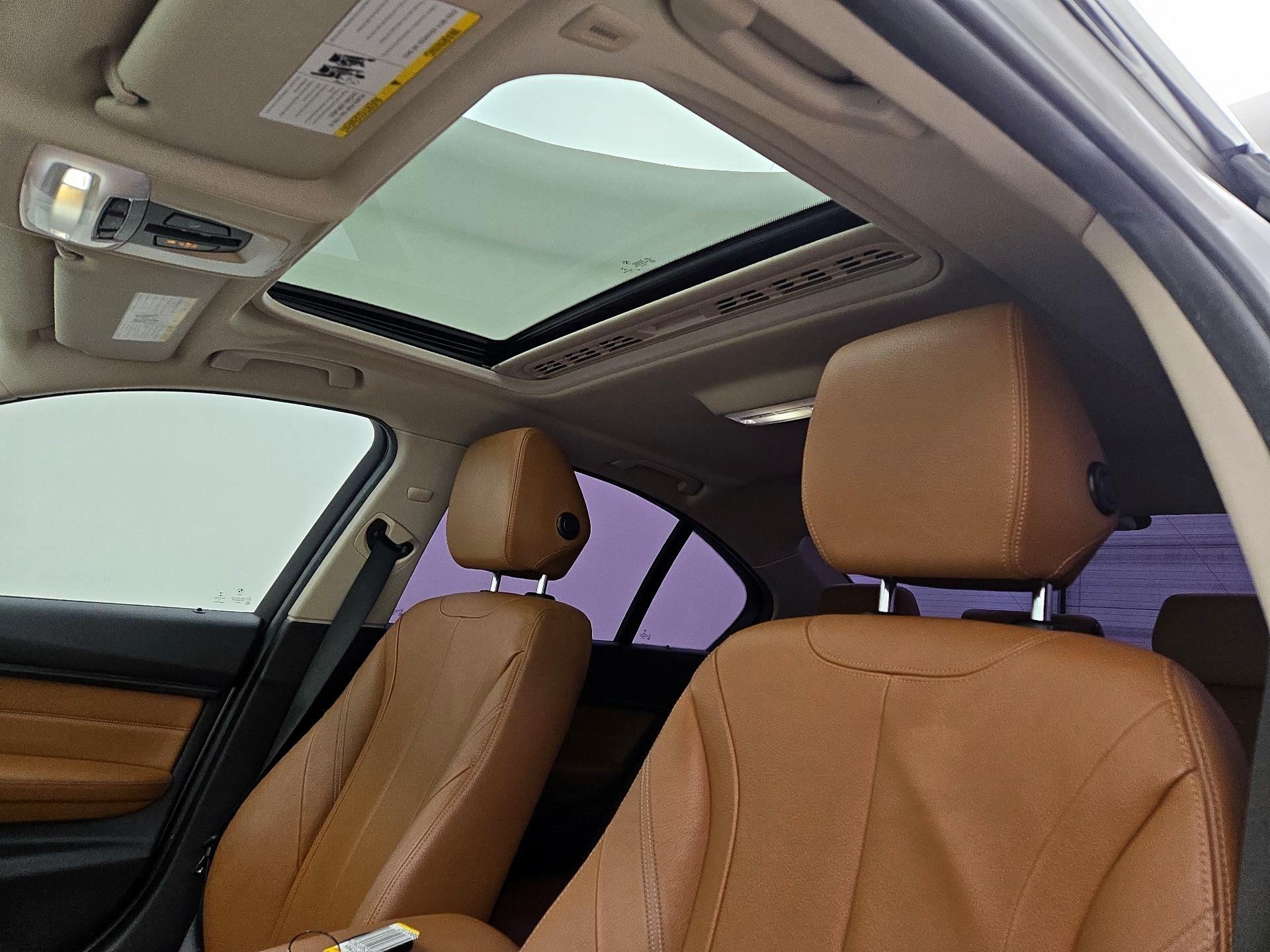 Thumbnail: 2015 BMW 3 Series - 20