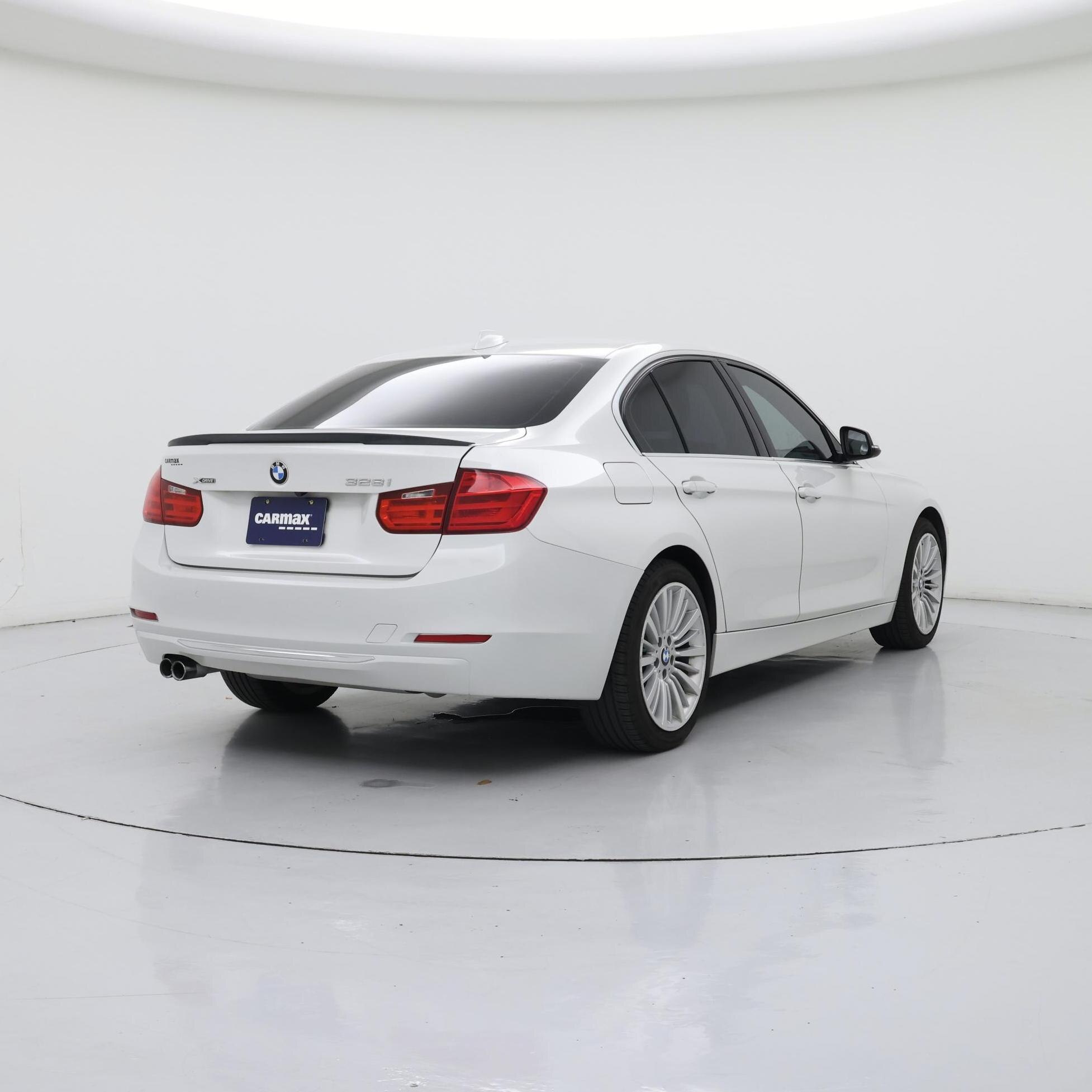 Thumbnail: 2015 BMW 3 Series - 8