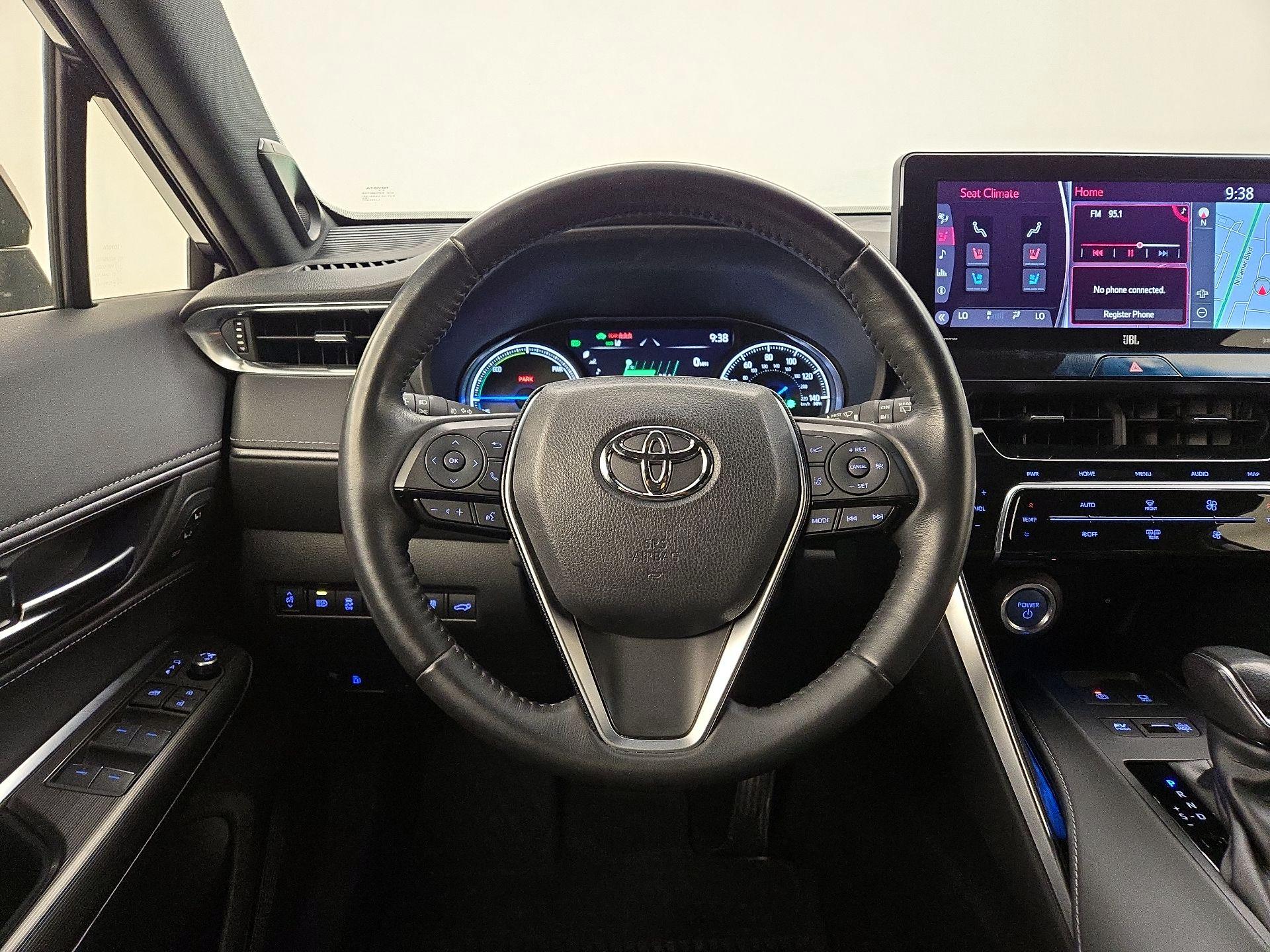 Thumbnail: 2022 Toyota Venza - 10
