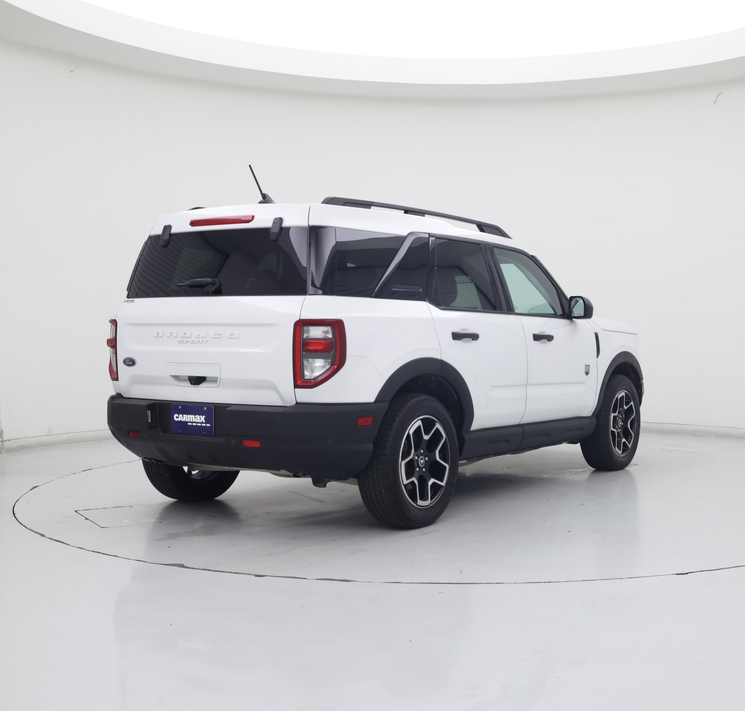 Thumbnail: 2022 Ford Bronco Sport - 8