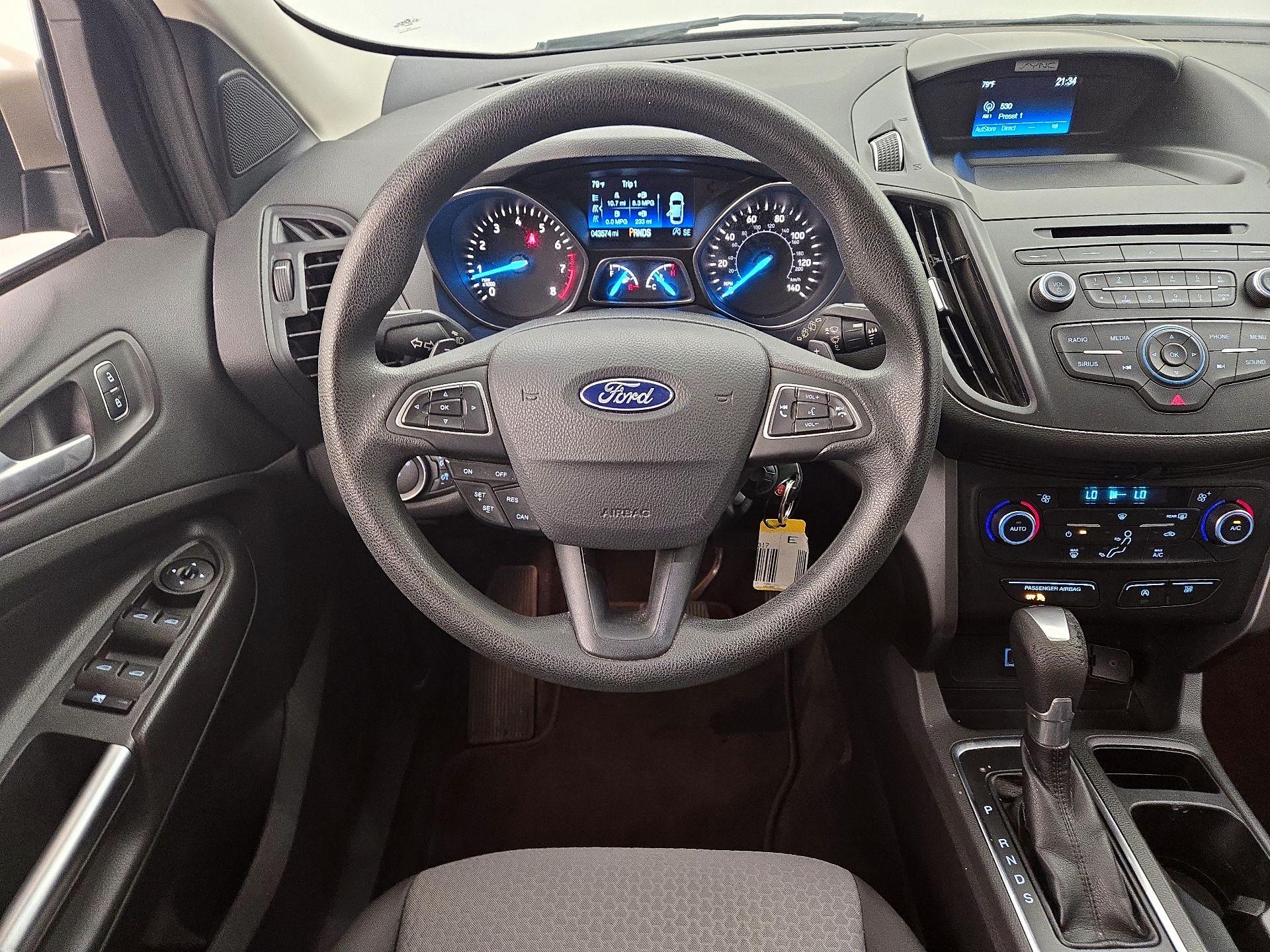 Thumbnail: 2017 Ford Escape - 10