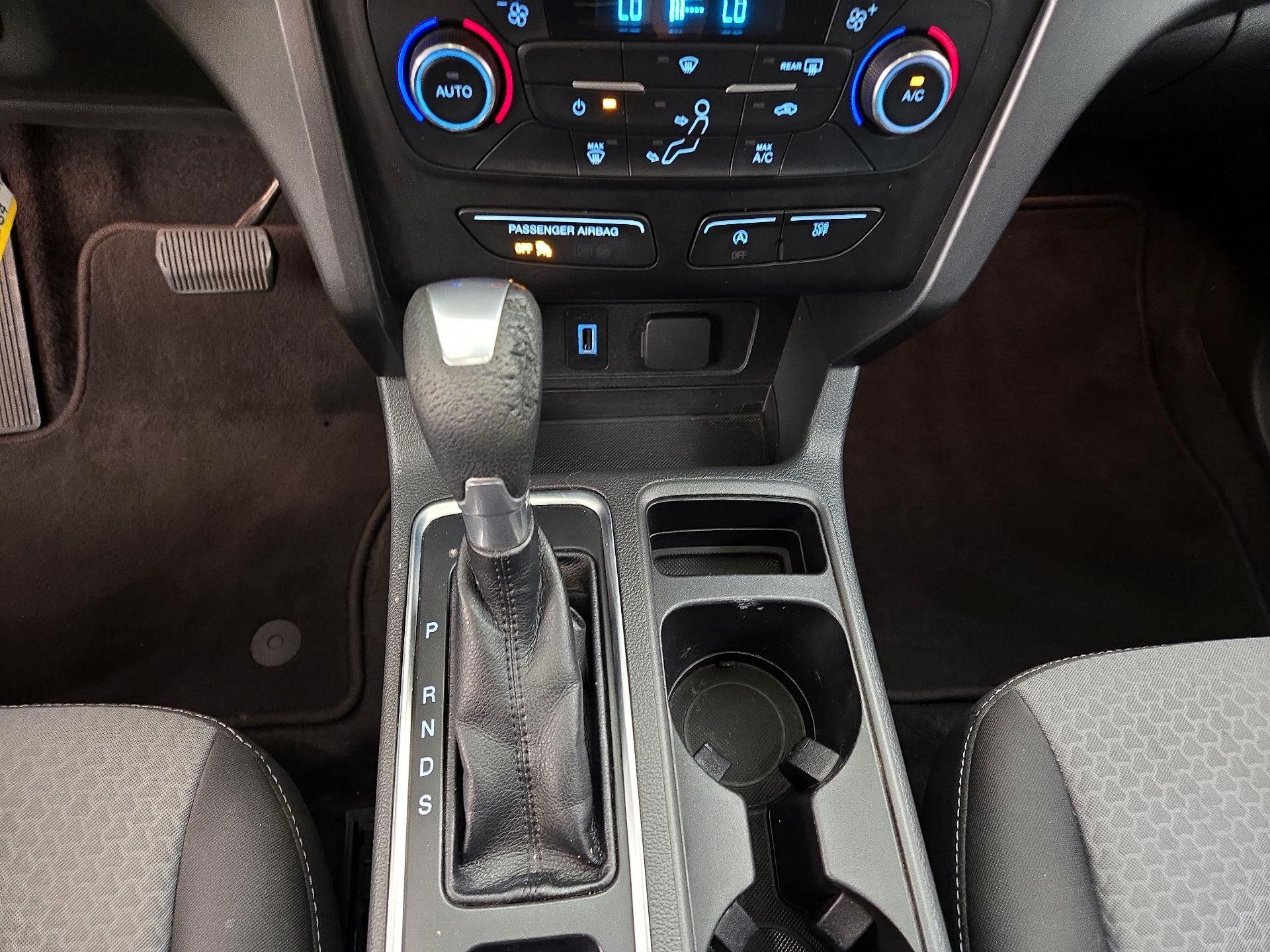 Thumbnail: 2017 Ford Escape - 17