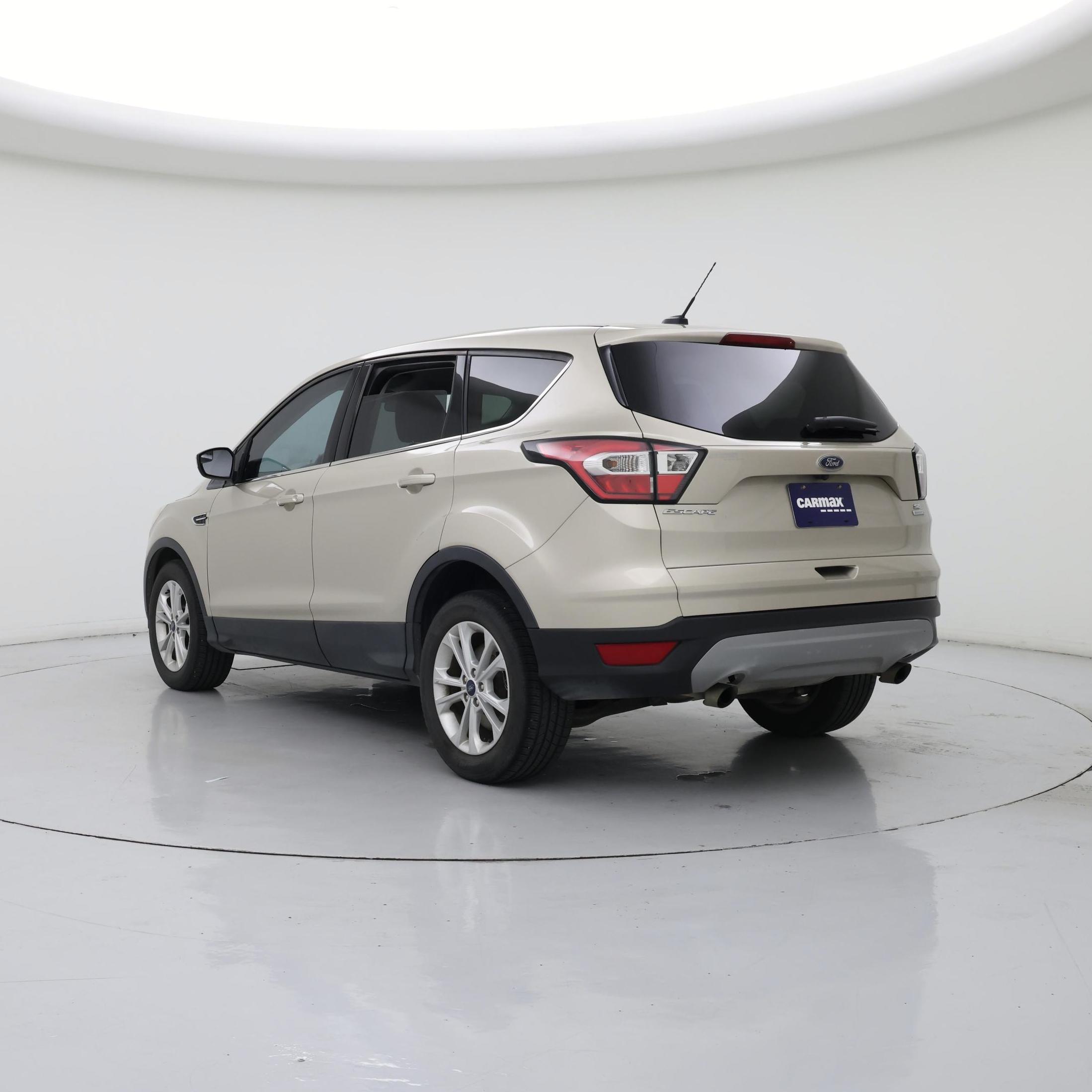 Thumbnail: 2017 Ford Escape - 2