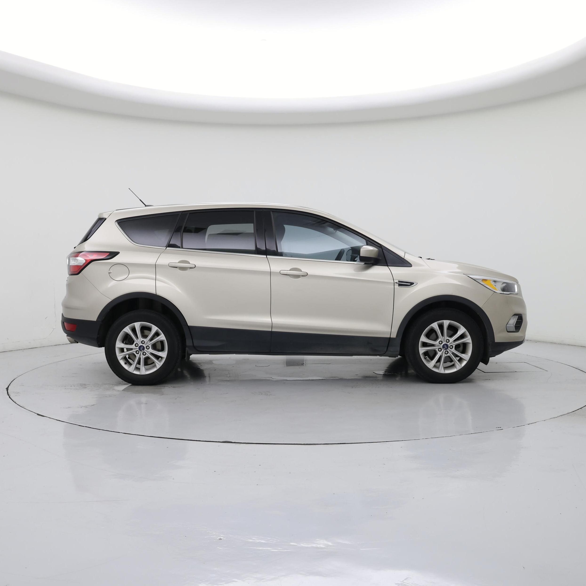 Thumbnail: 2017 Ford Escape - 7