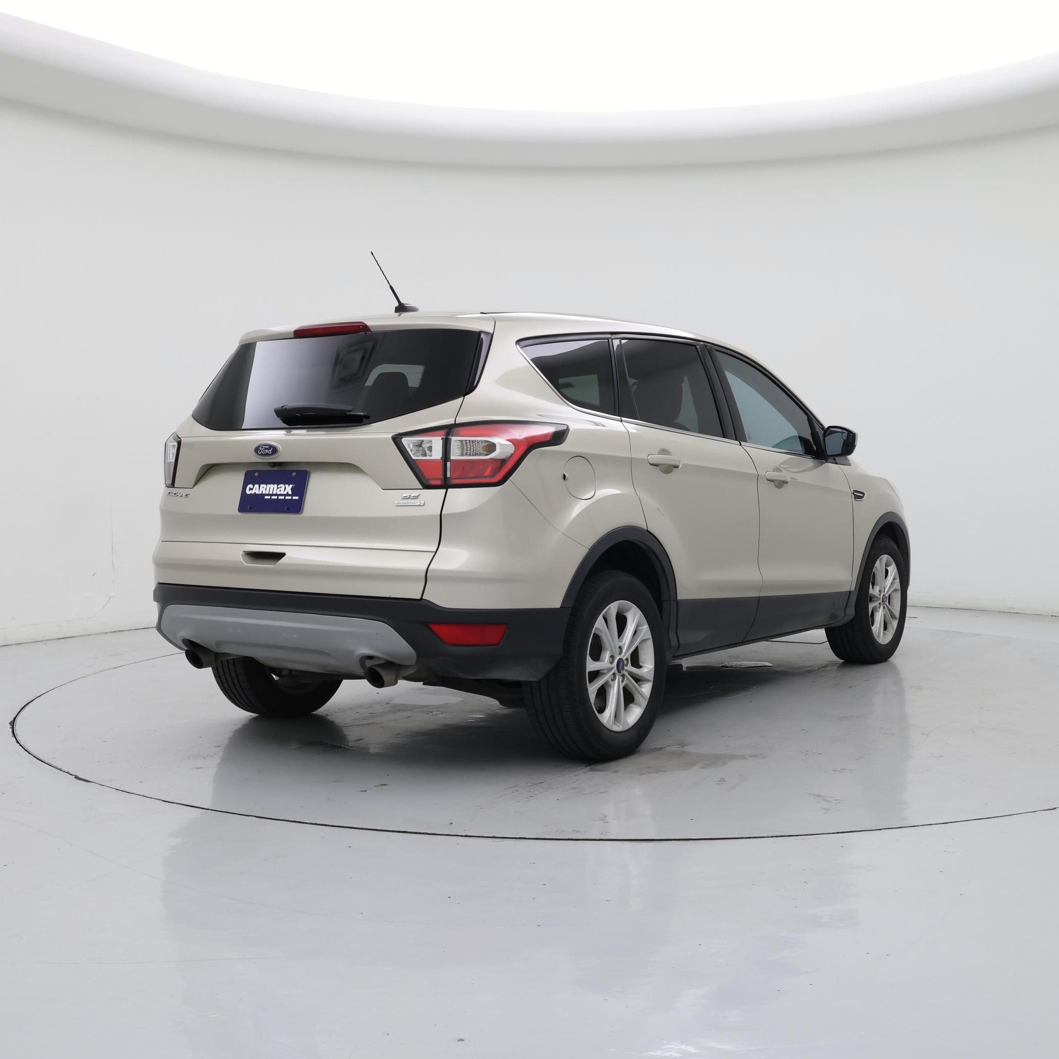 Thumbnail: 2017 Ford Escape - 8