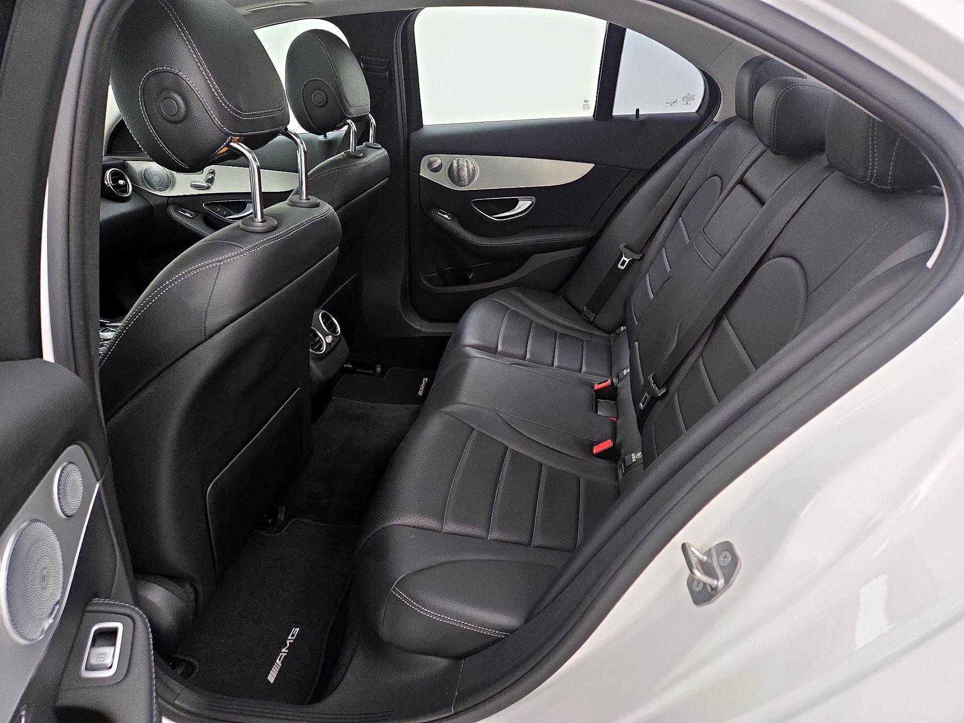 Thumbnail: 2016 Mercedes-Benz C-Class - 18