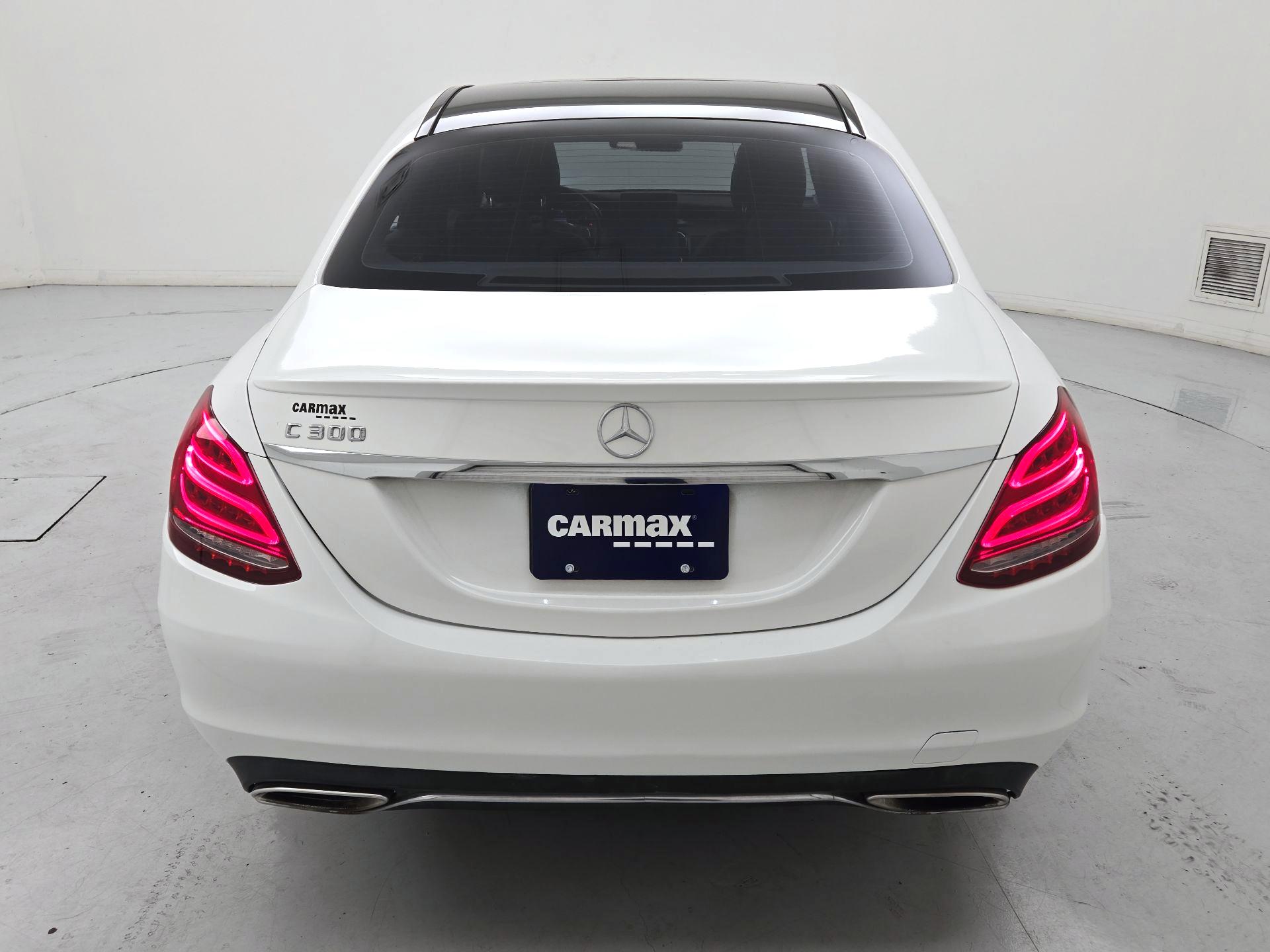 Thumbnail: 2016 Mercedes-Benz C-Class - 6