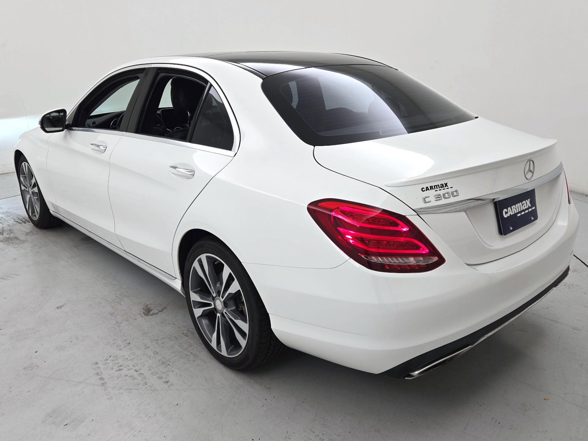 Thumbnail: 2016 Mercedes-Benz C-Class - 7
