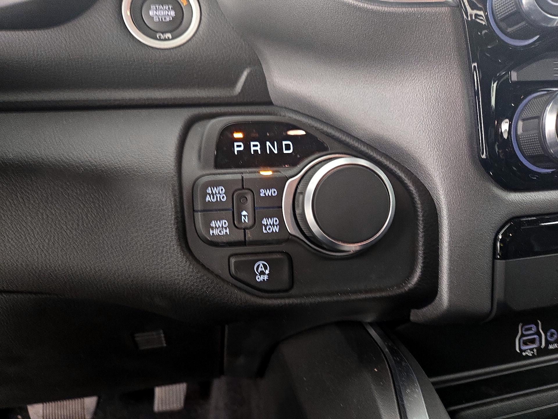 Thumbnail: 2025 RAM 1500 - 17