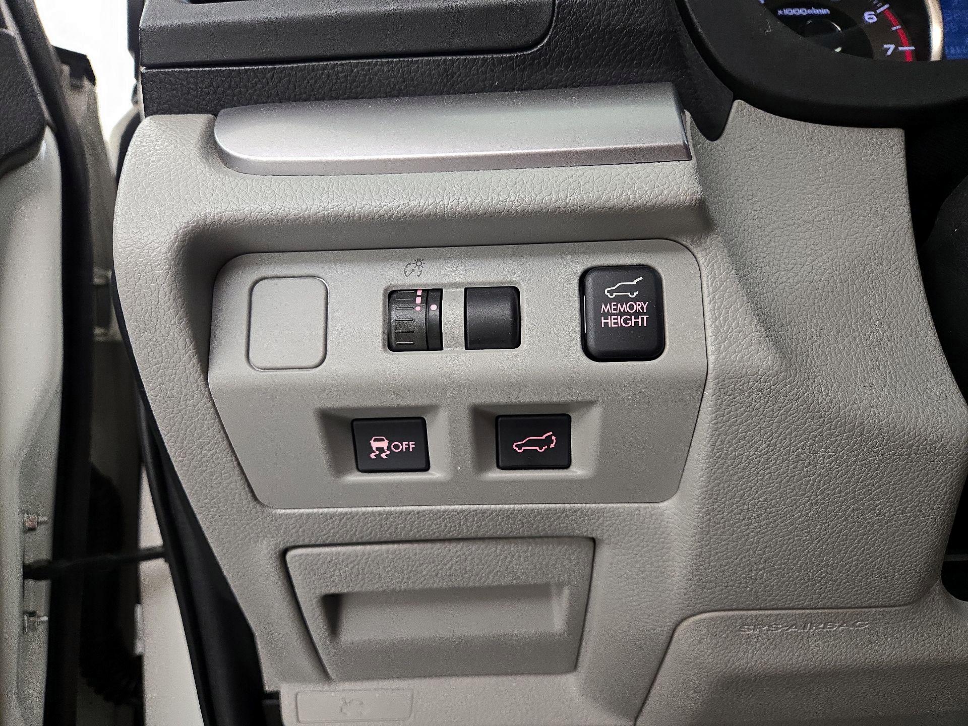 Thumbnail: 2015 Subaru Forester - 13