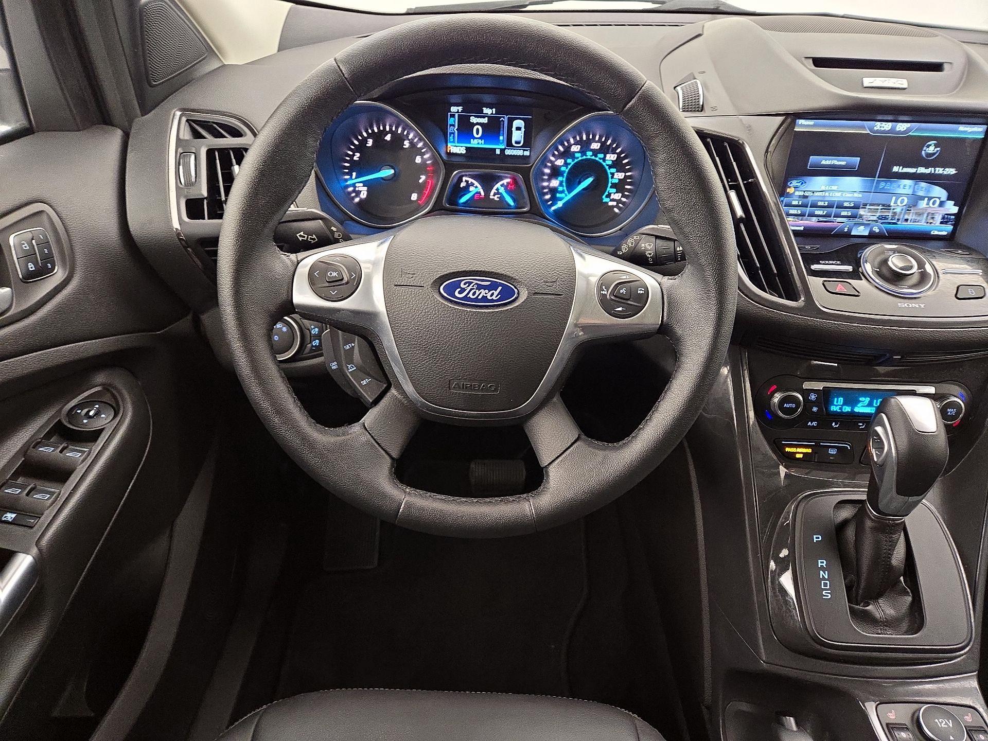 Thumbnail: 2015 Ford Escape - 10