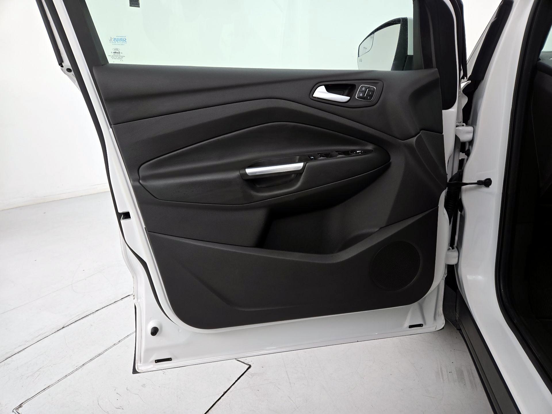 Thumbnail: 2015 Ford Escape - 12