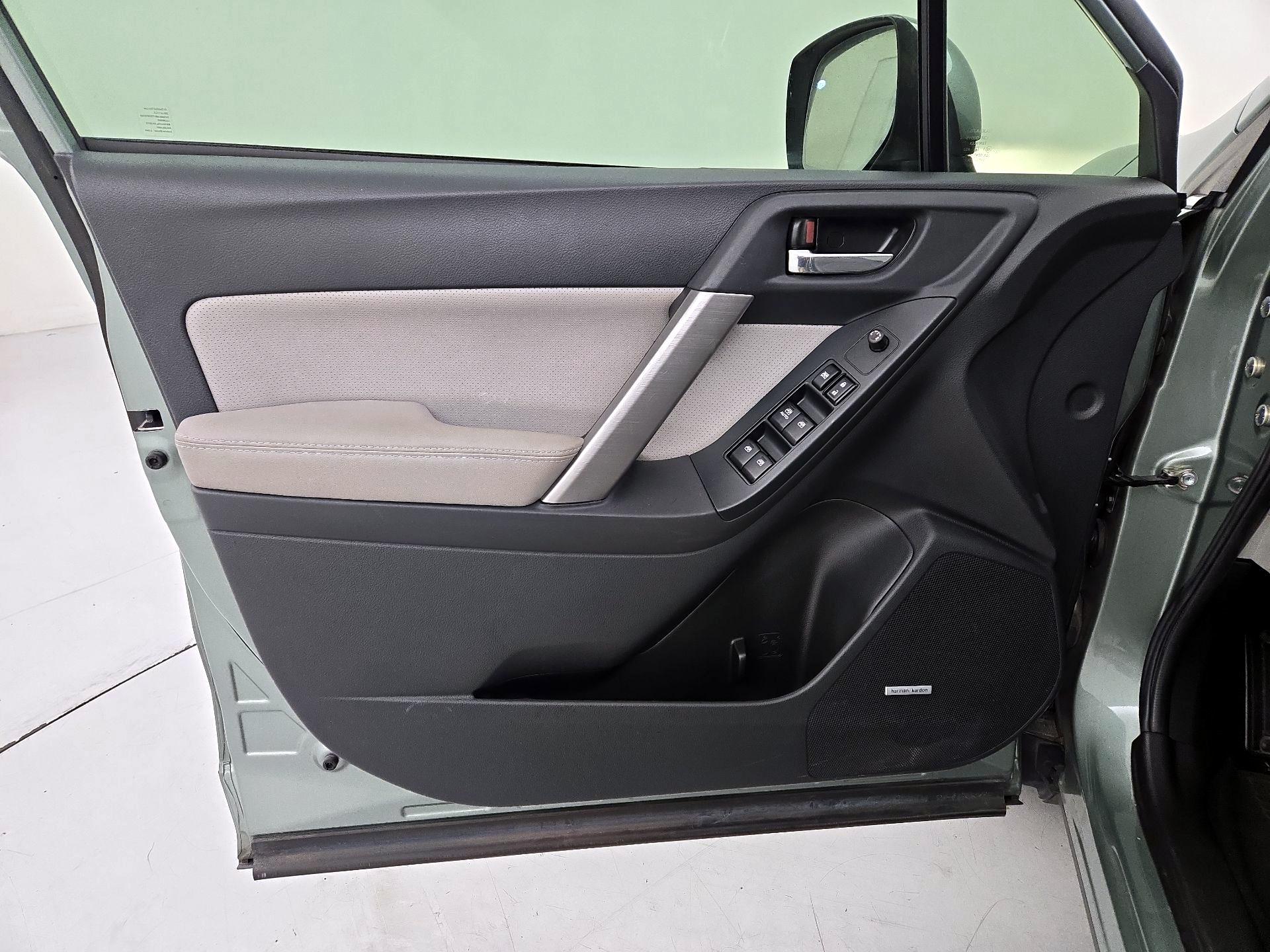 Thumbnail: 2015 Subaru Forester - 12