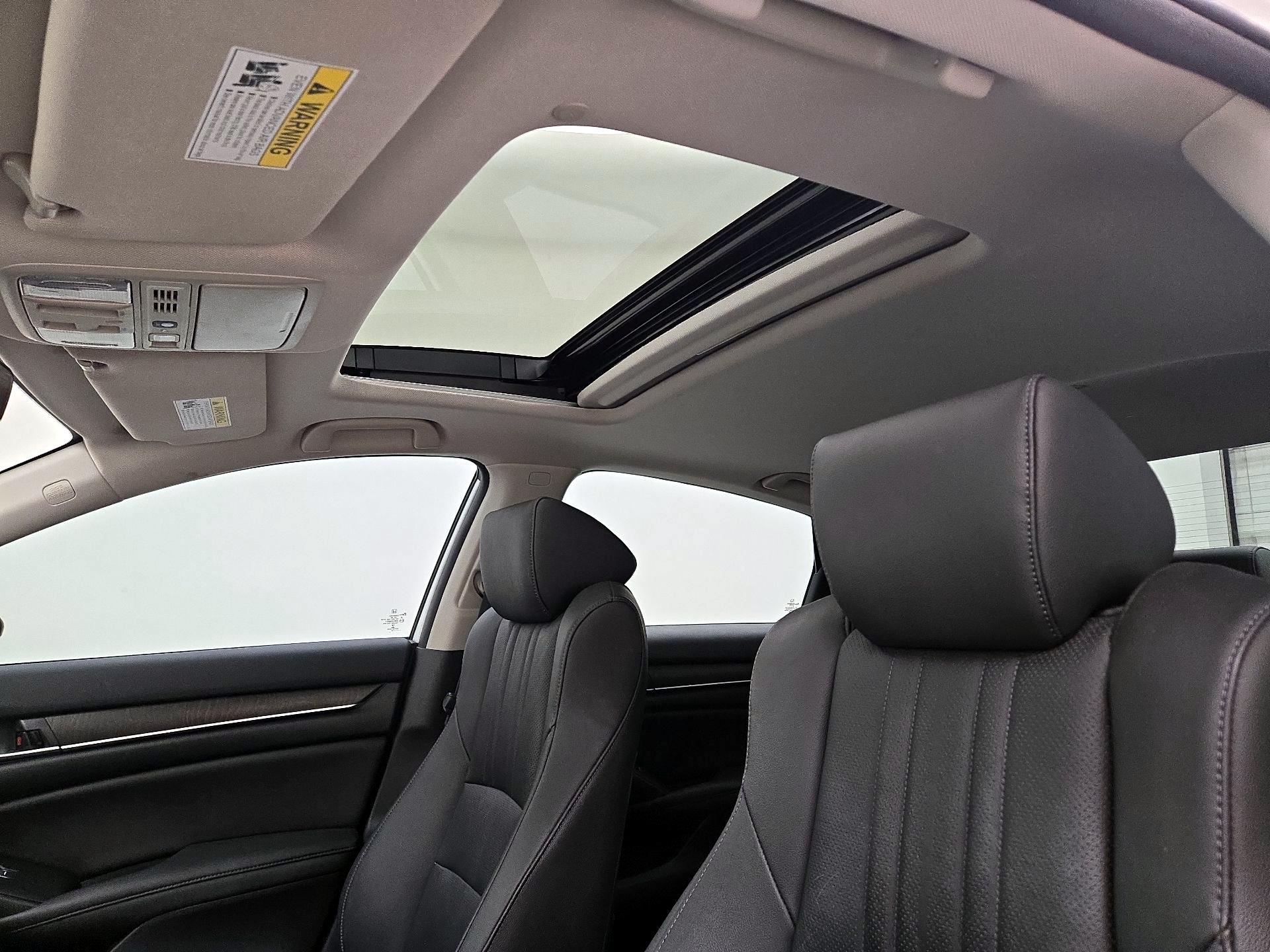 Thumbnail: 2019 Honda Accord - 20