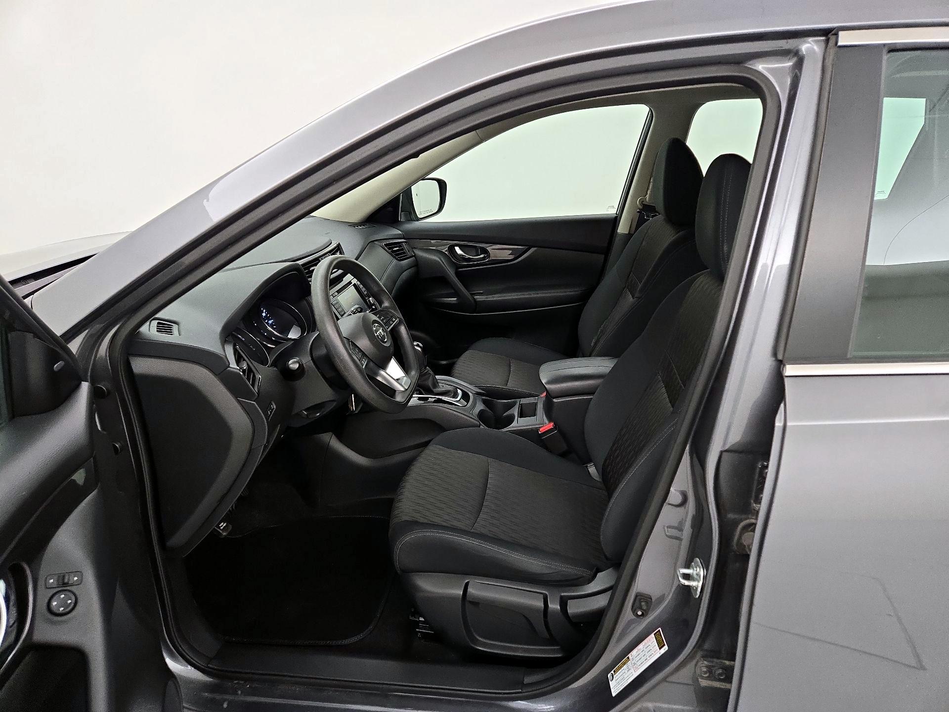 Thumbnail: 2018 Nissan Rogue - 11