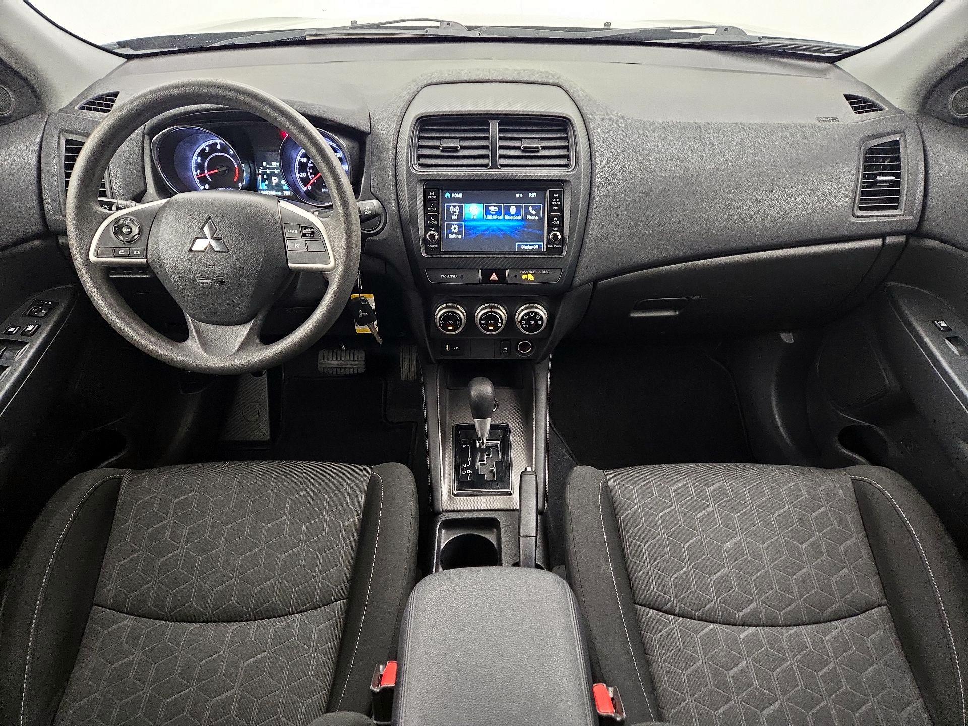 Thumbnail: 2020 Mitsubishi Outlander Sport - 9