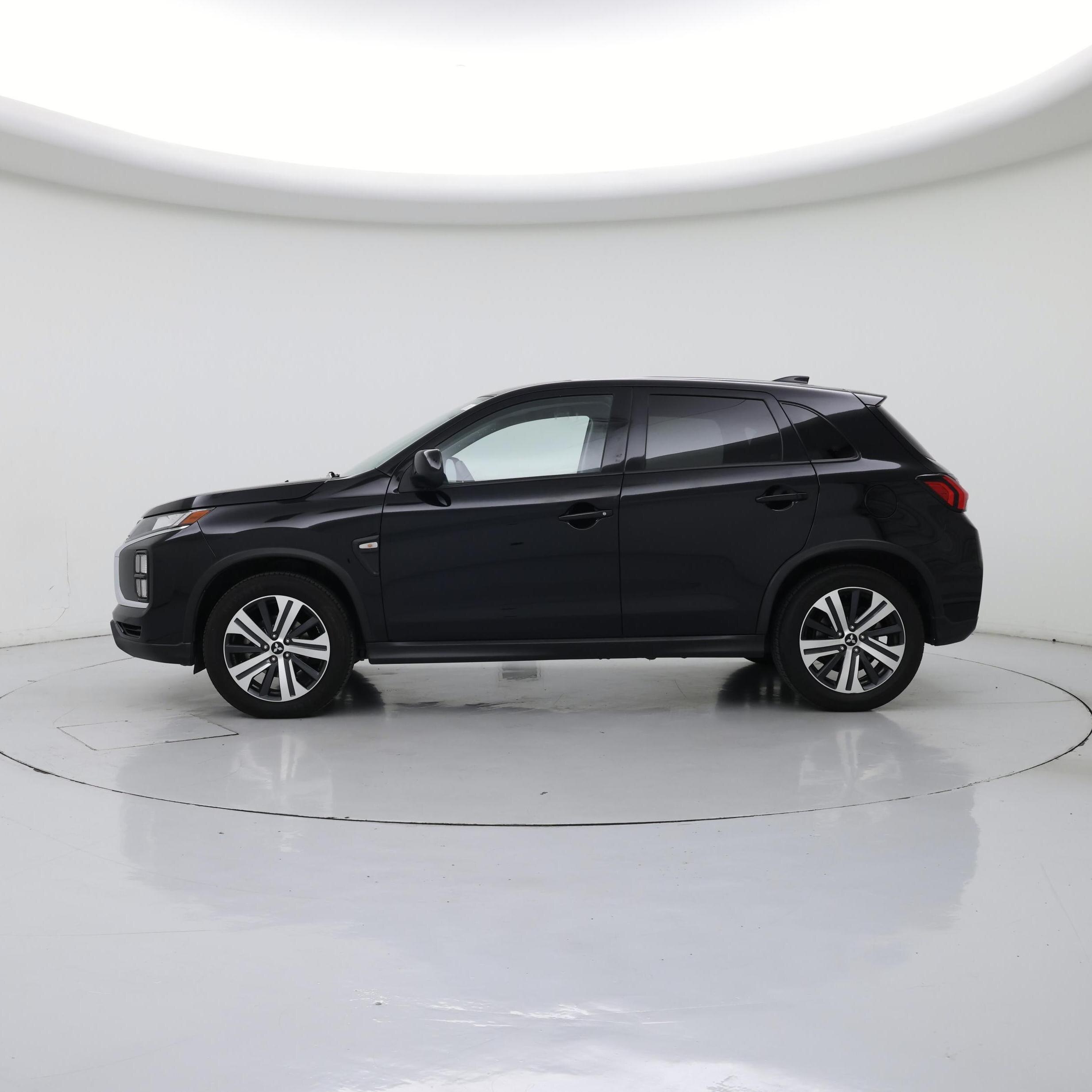 Thumbnail: 2020 Mitsubishi Outlander Sport - 3