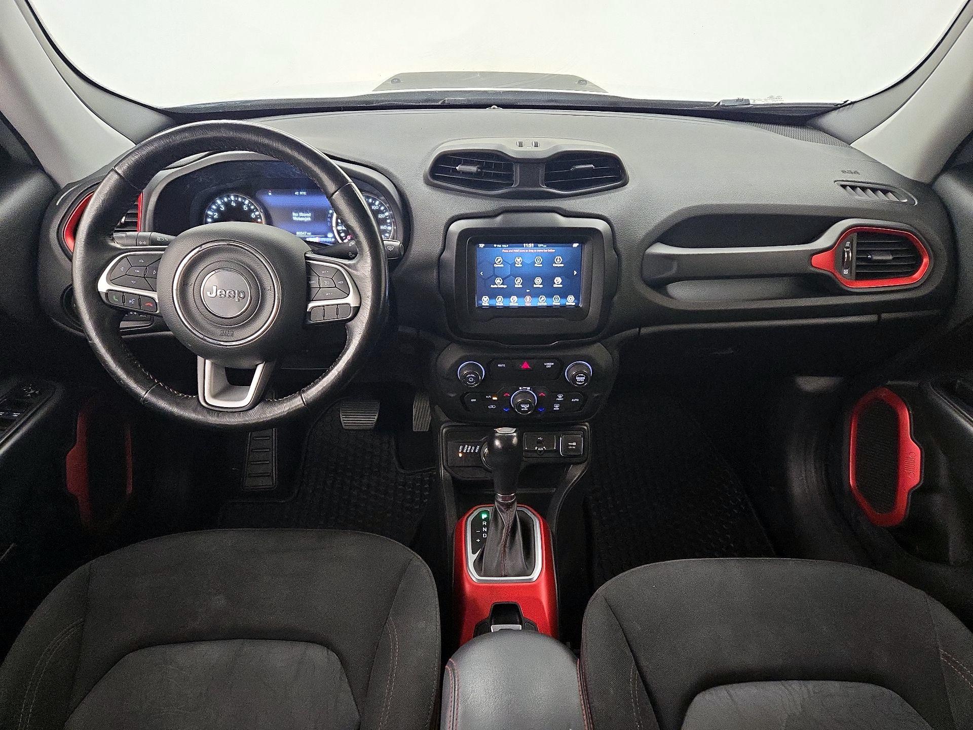 Thumbnail: 2018 Jeep Renegade - 9
