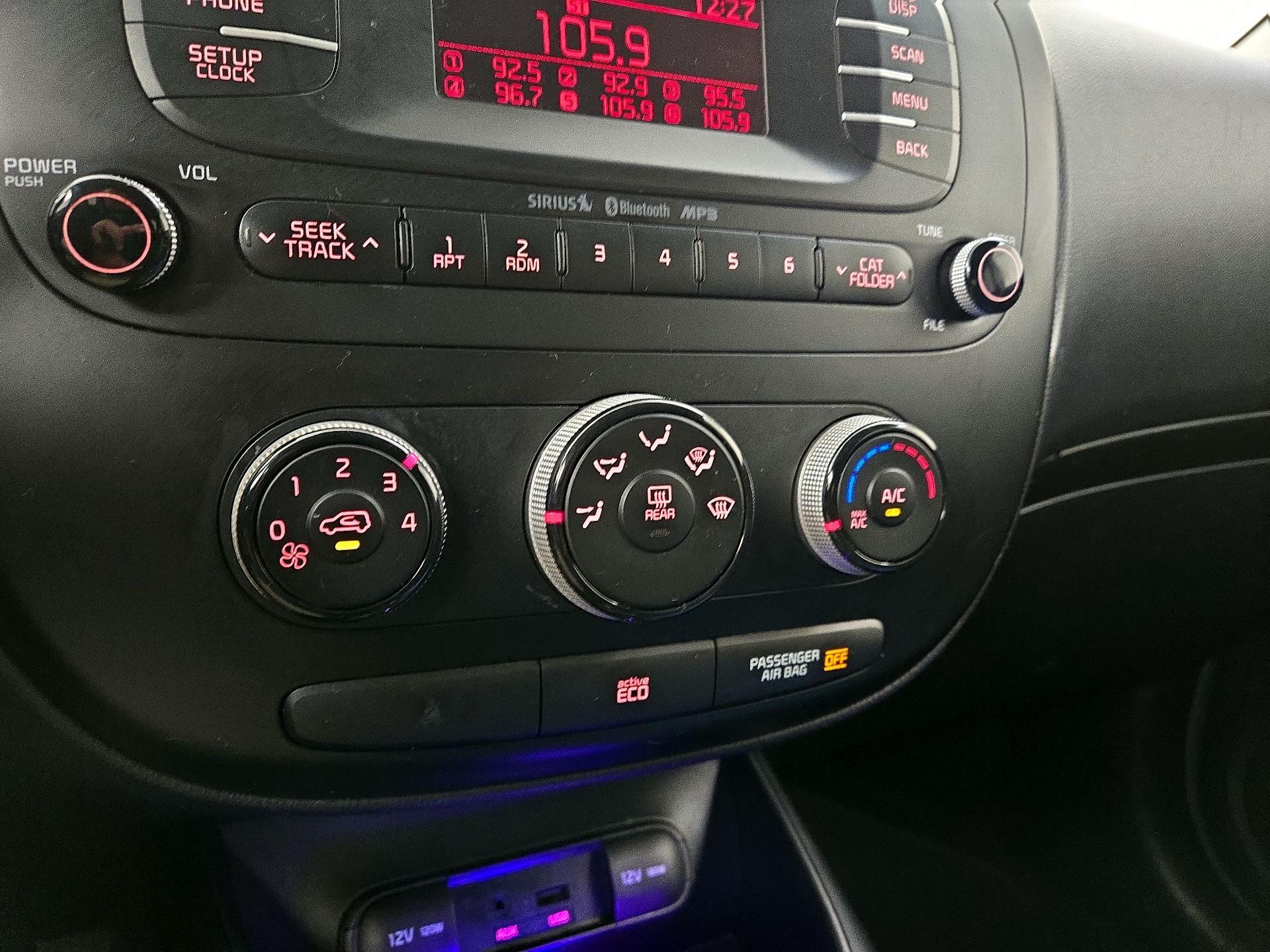 Thumbnail: 2014 Kia Soul - 15