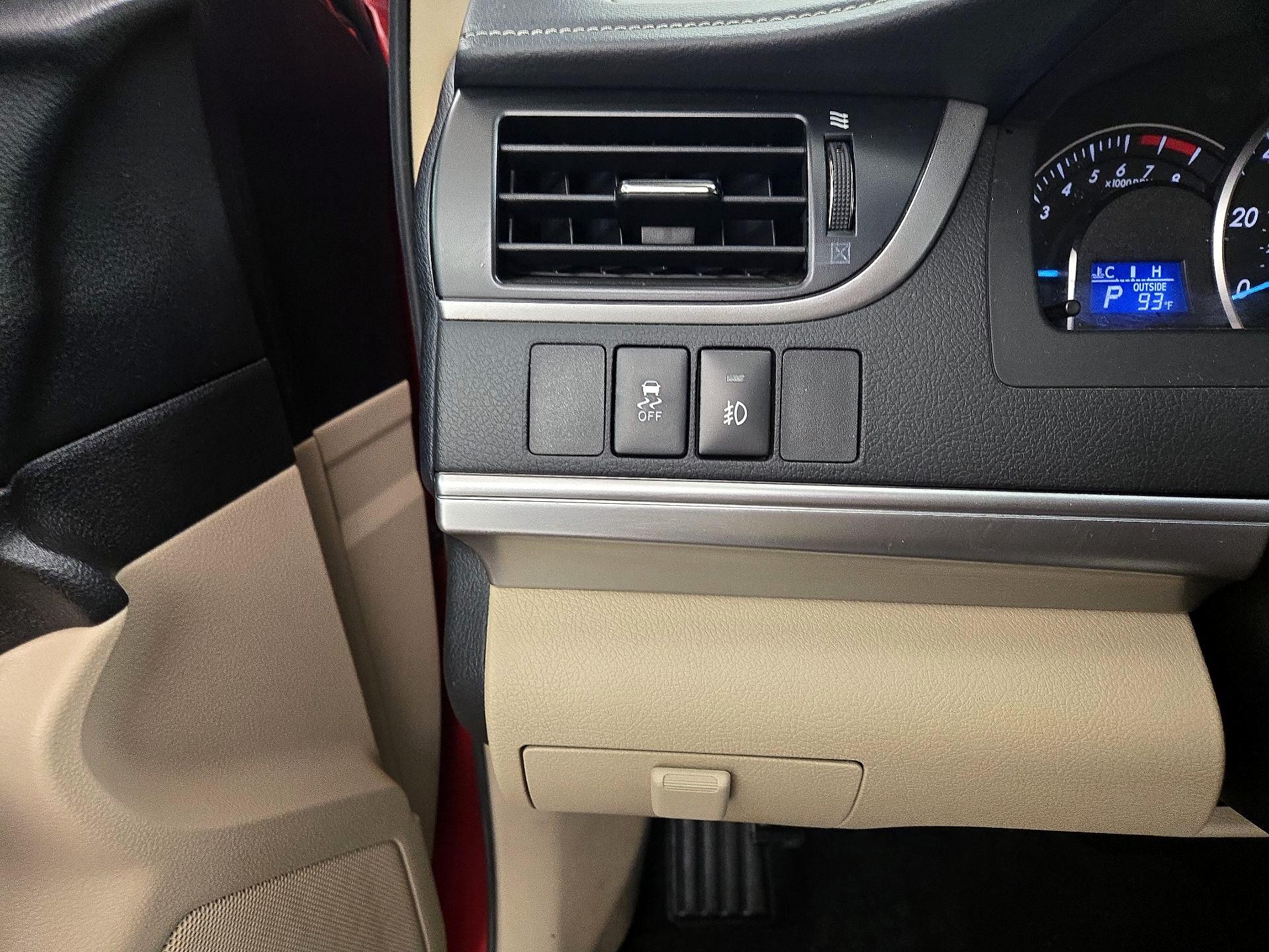 Thumbnail: 2014 Toyota Camry - 13
