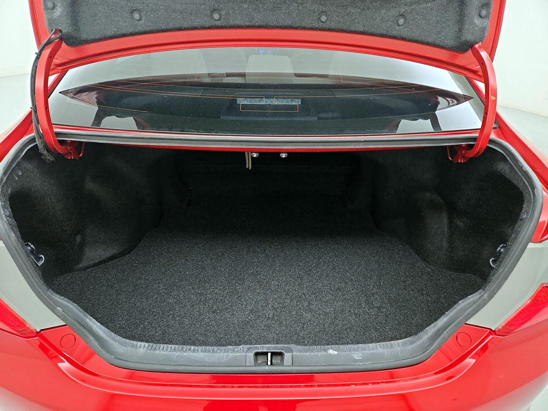 Thumbnail: 2014 Toyota Camry - 20