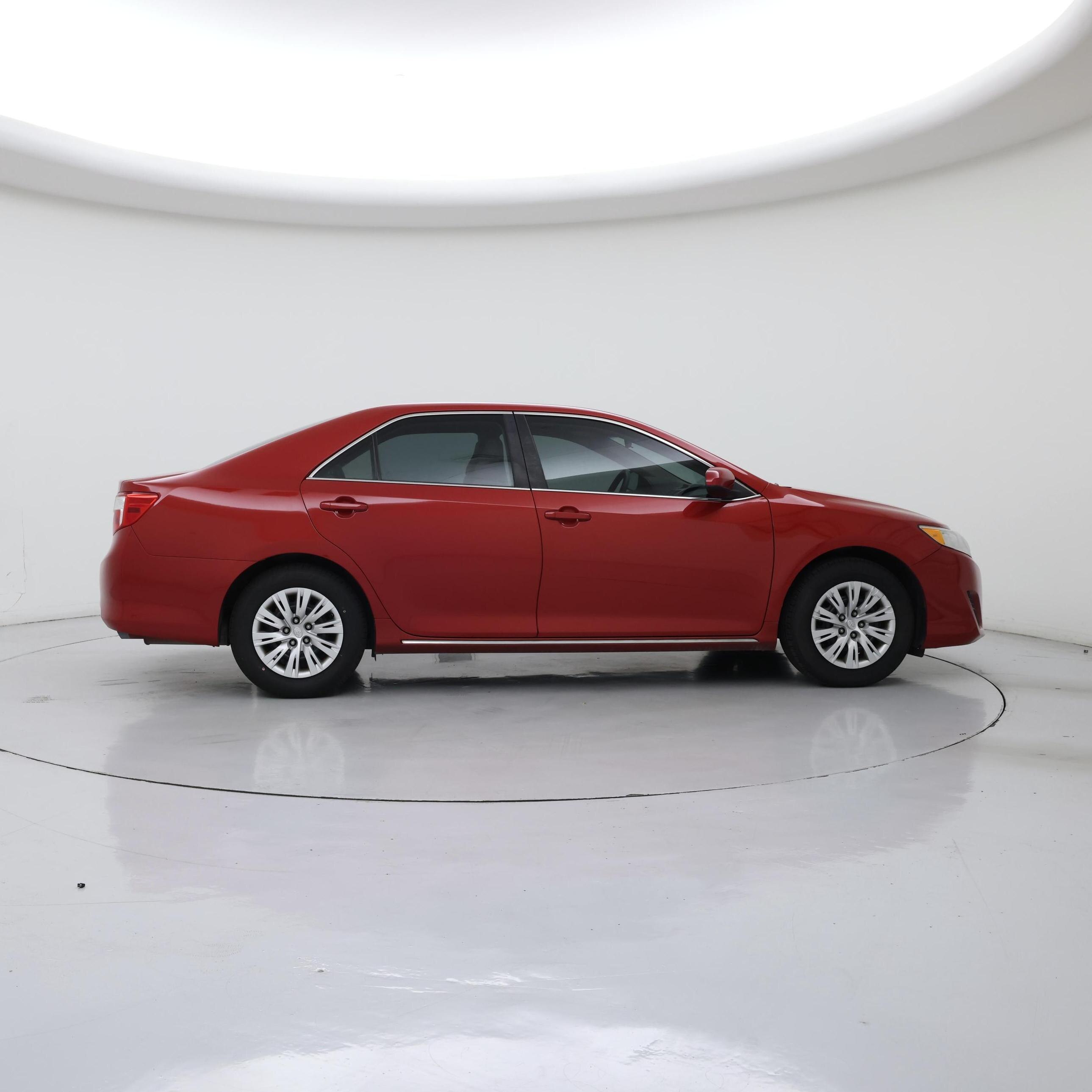 Thumbnail: 2014 Toyota Camry - 7