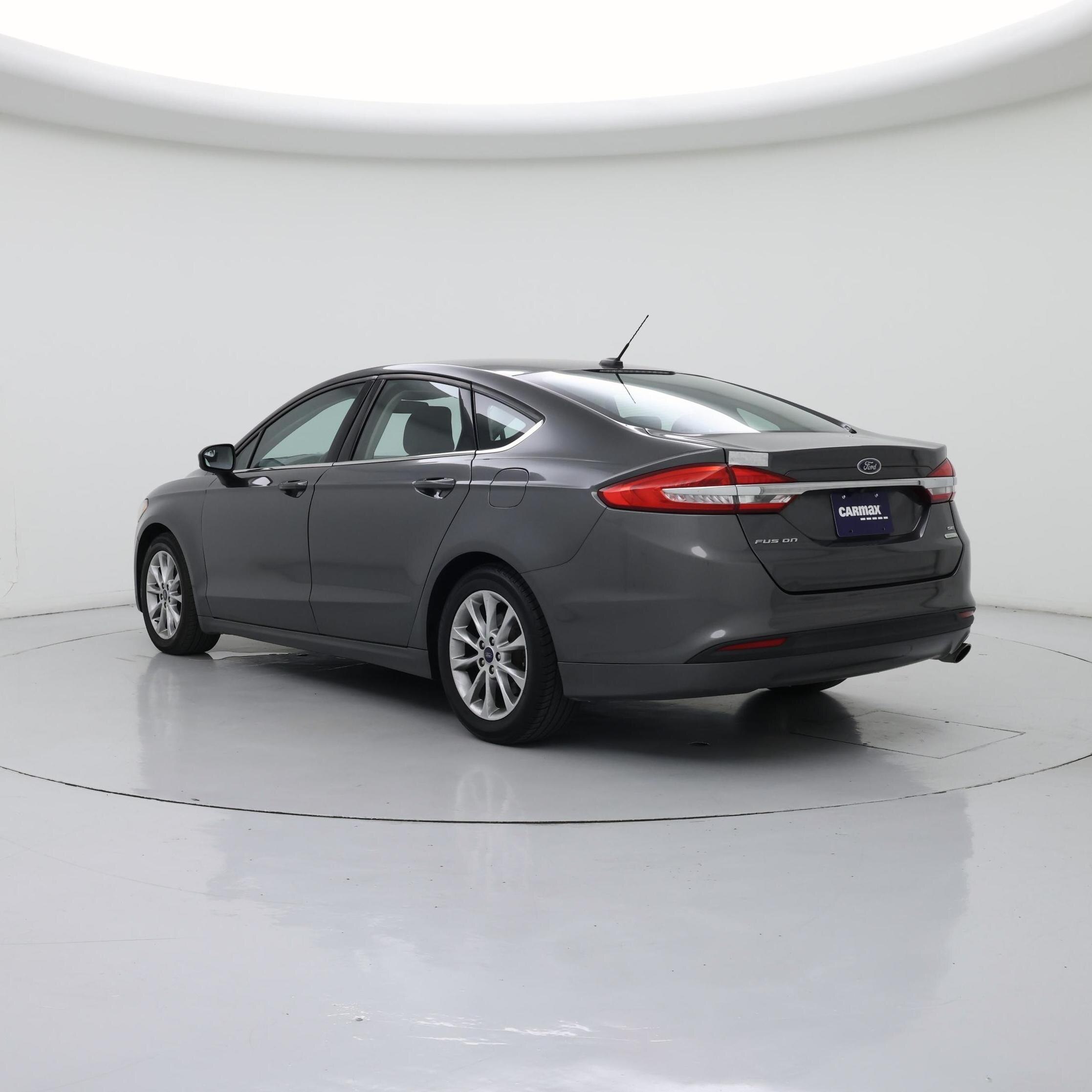 Thumbnail: 2017 Ford Fusion - 2
