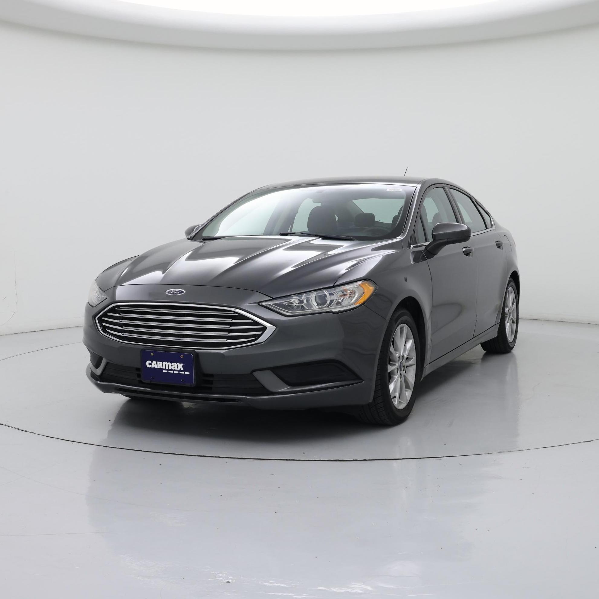 Thumbnail: 2017 Ford Fusion - 4