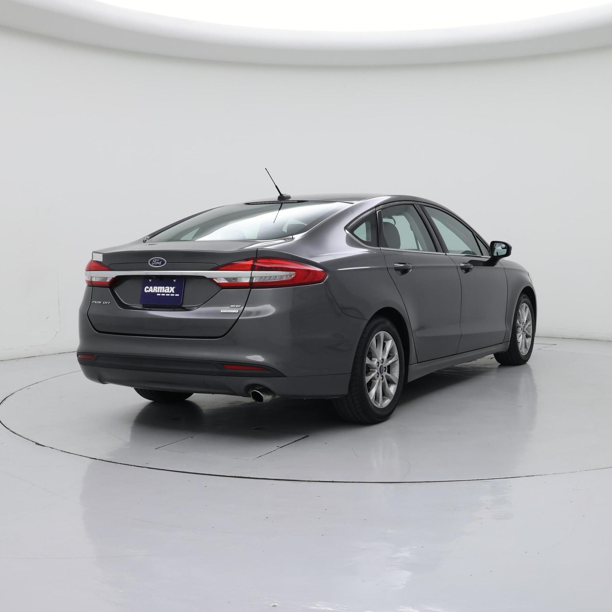 Thumbnail: 2017 Ford Fusion - 8