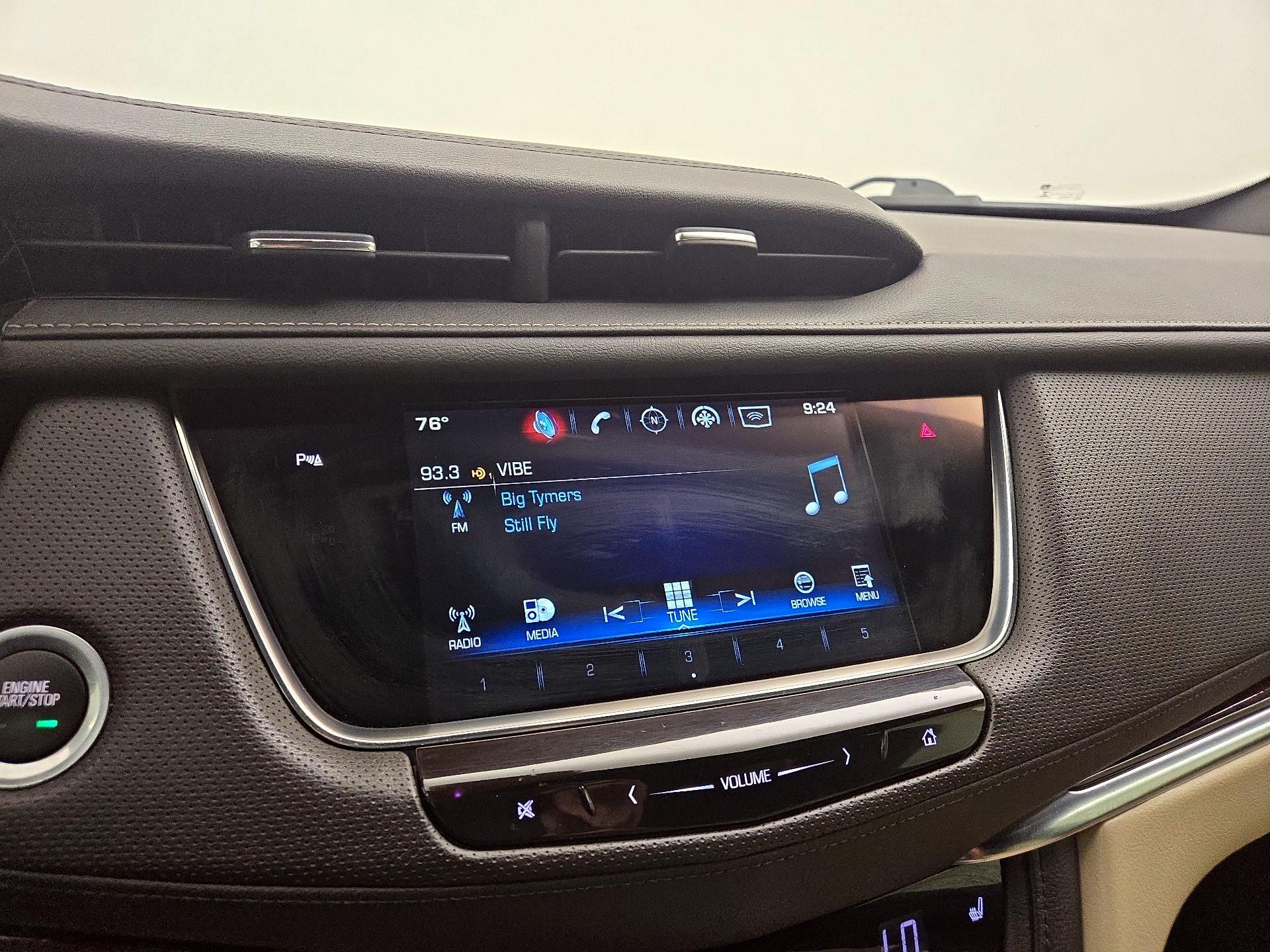 Thumbnail: 2017 Cadillac XT5 - 16