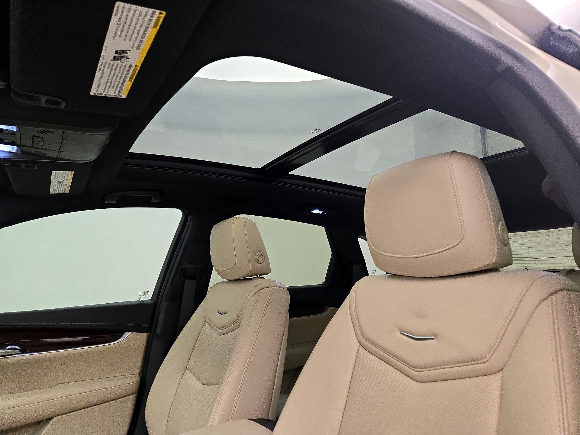 Thumbnail: 2017 Cadillac XT5 - 20