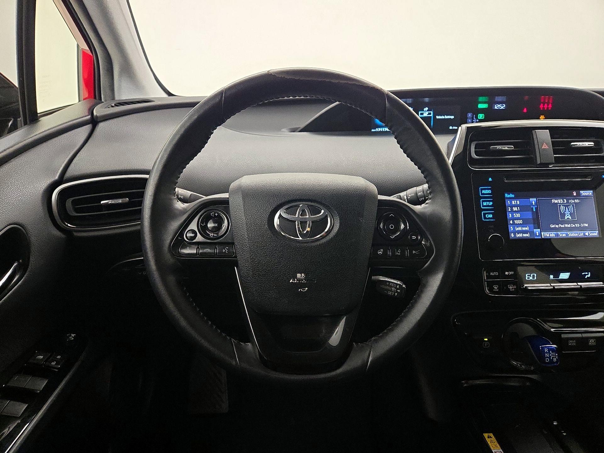 Thumbnail: 2019 Toyota Prius - 10