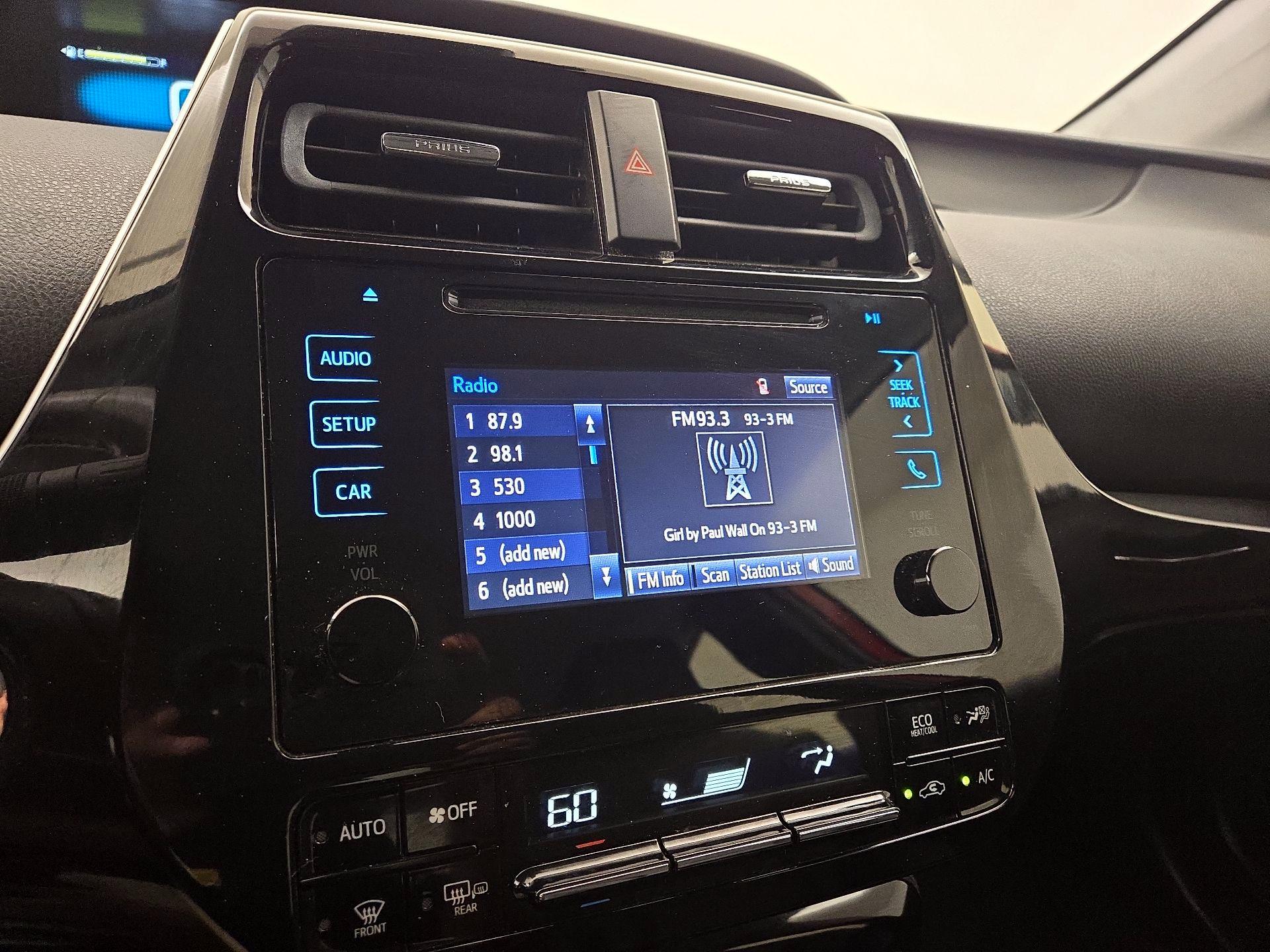 Thumbnail: 2019 Toyota Prius - 15