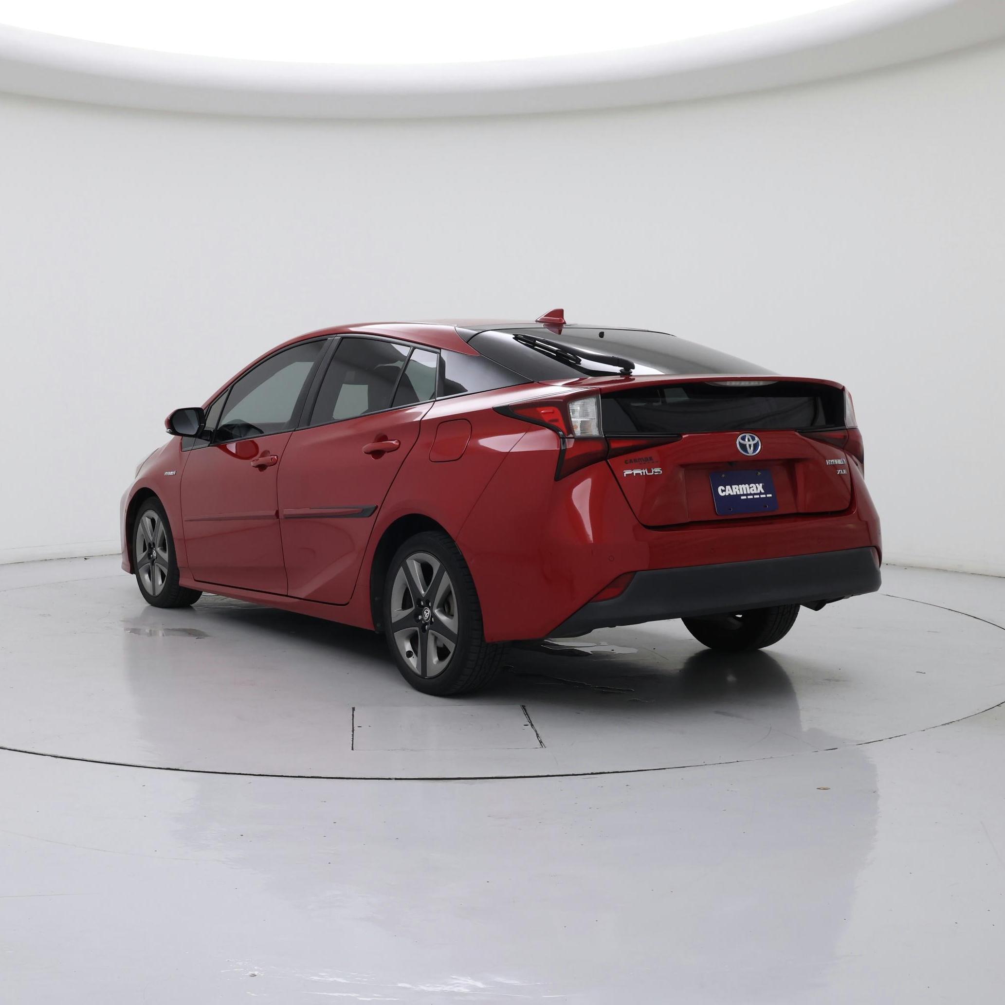 Thumbnail: 2019 Toyota Prius - 2