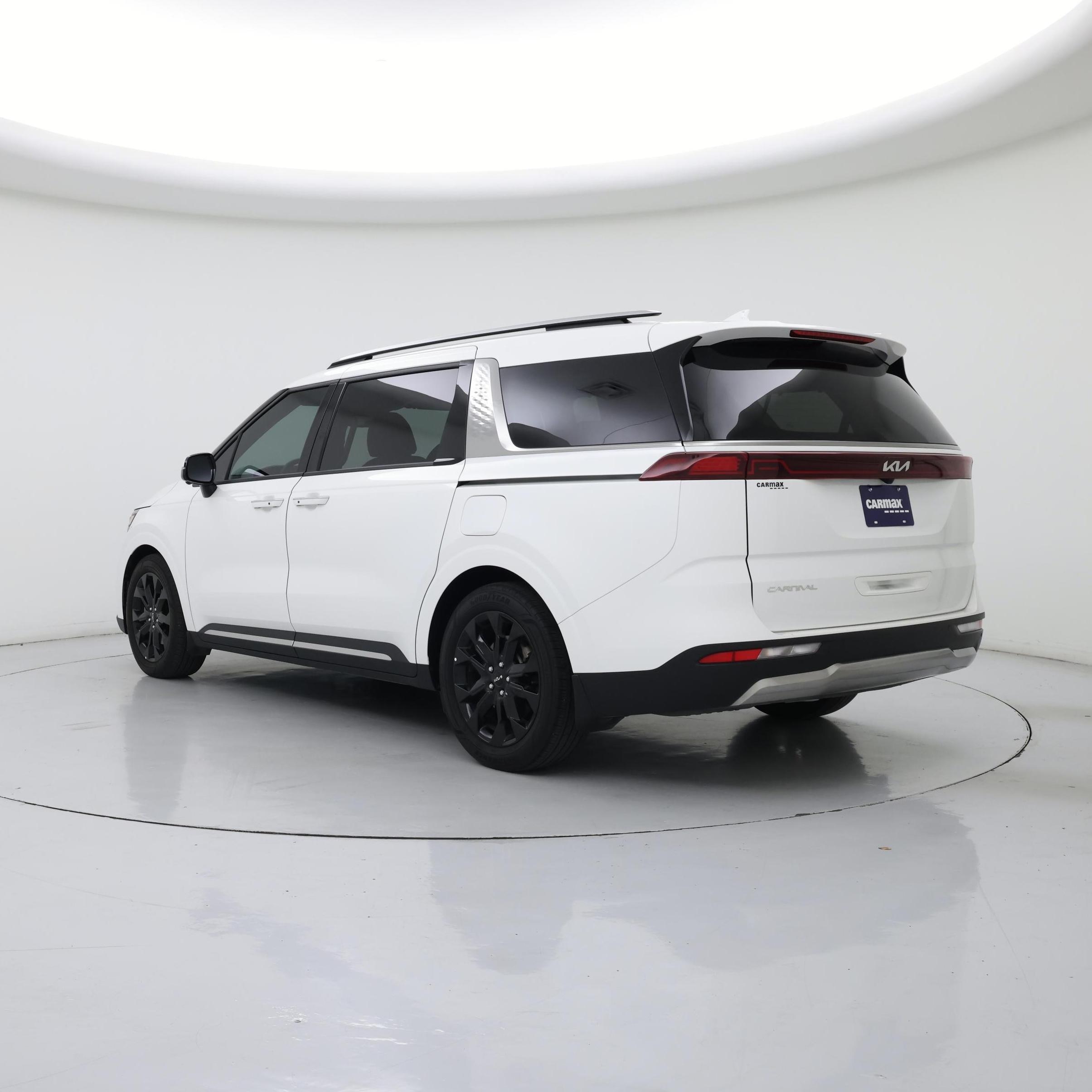 Thumbnail: 2024 Kia Carnival - 2