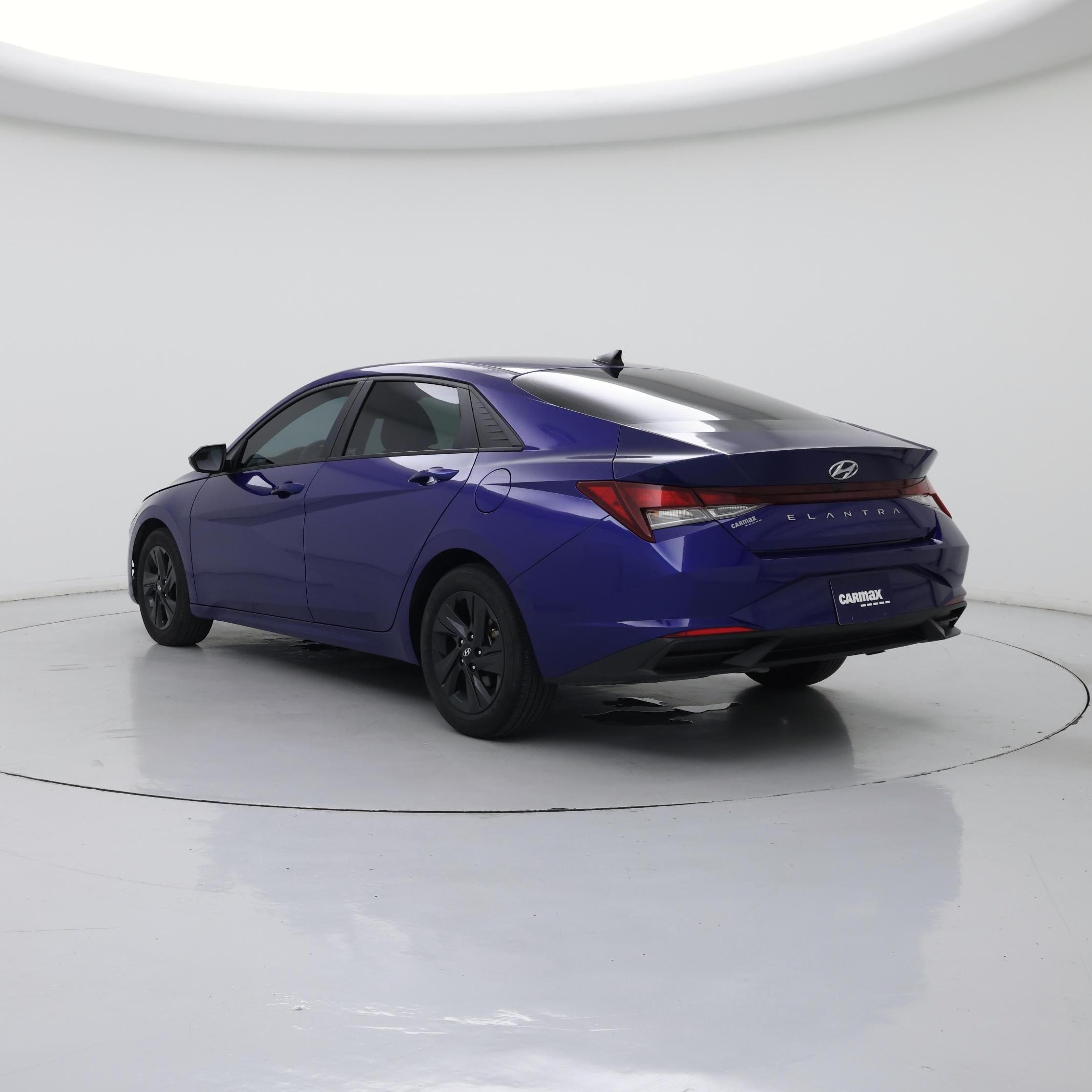 Thumbnail: 2023 Hyundai Elantra - 2