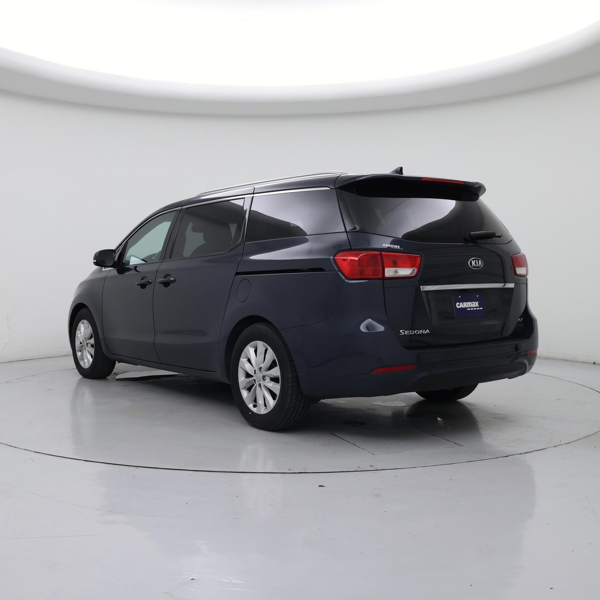 Thumbnail: 2017 Kia Sedona - 2
