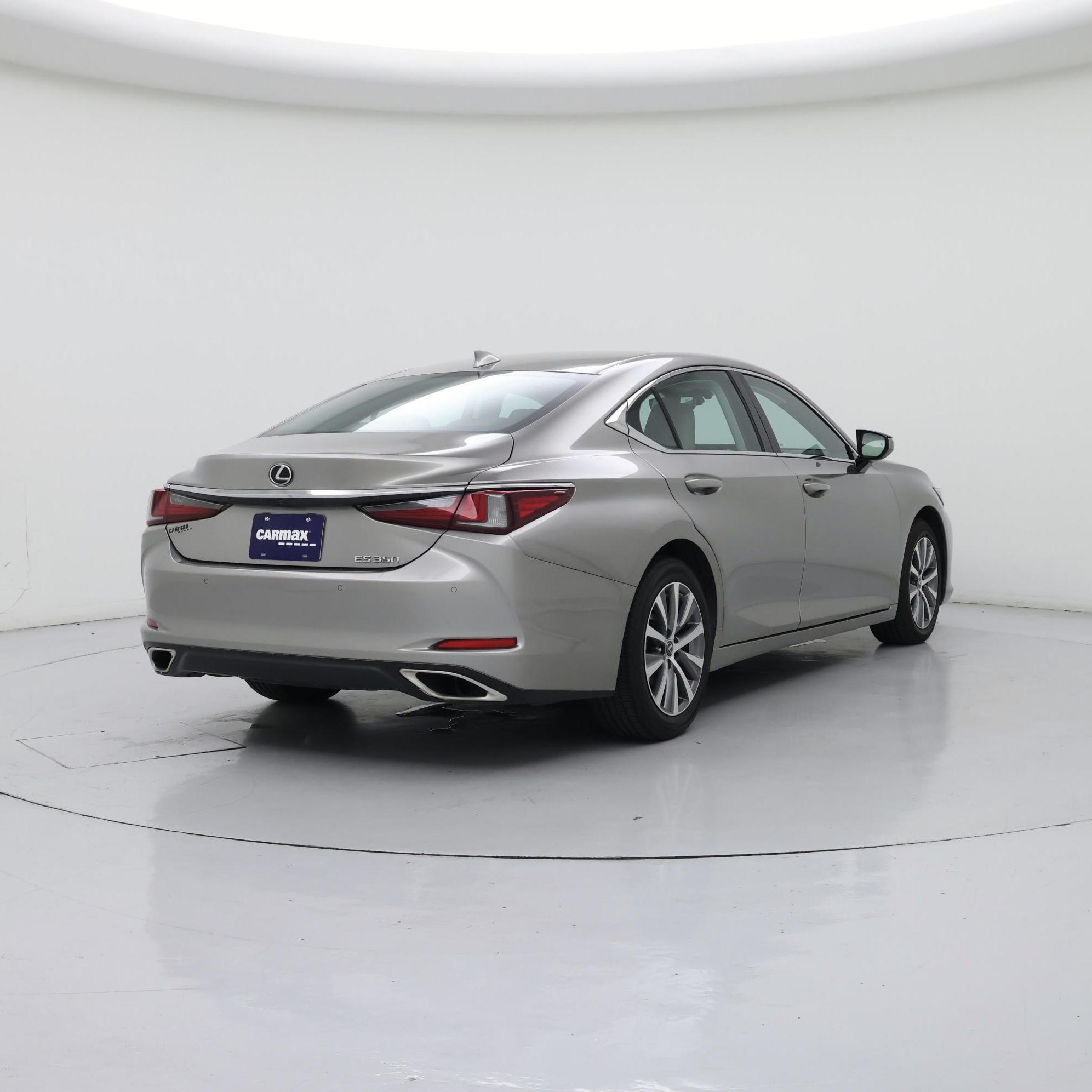 Thumbnail: 2021 Lexus ES - 8