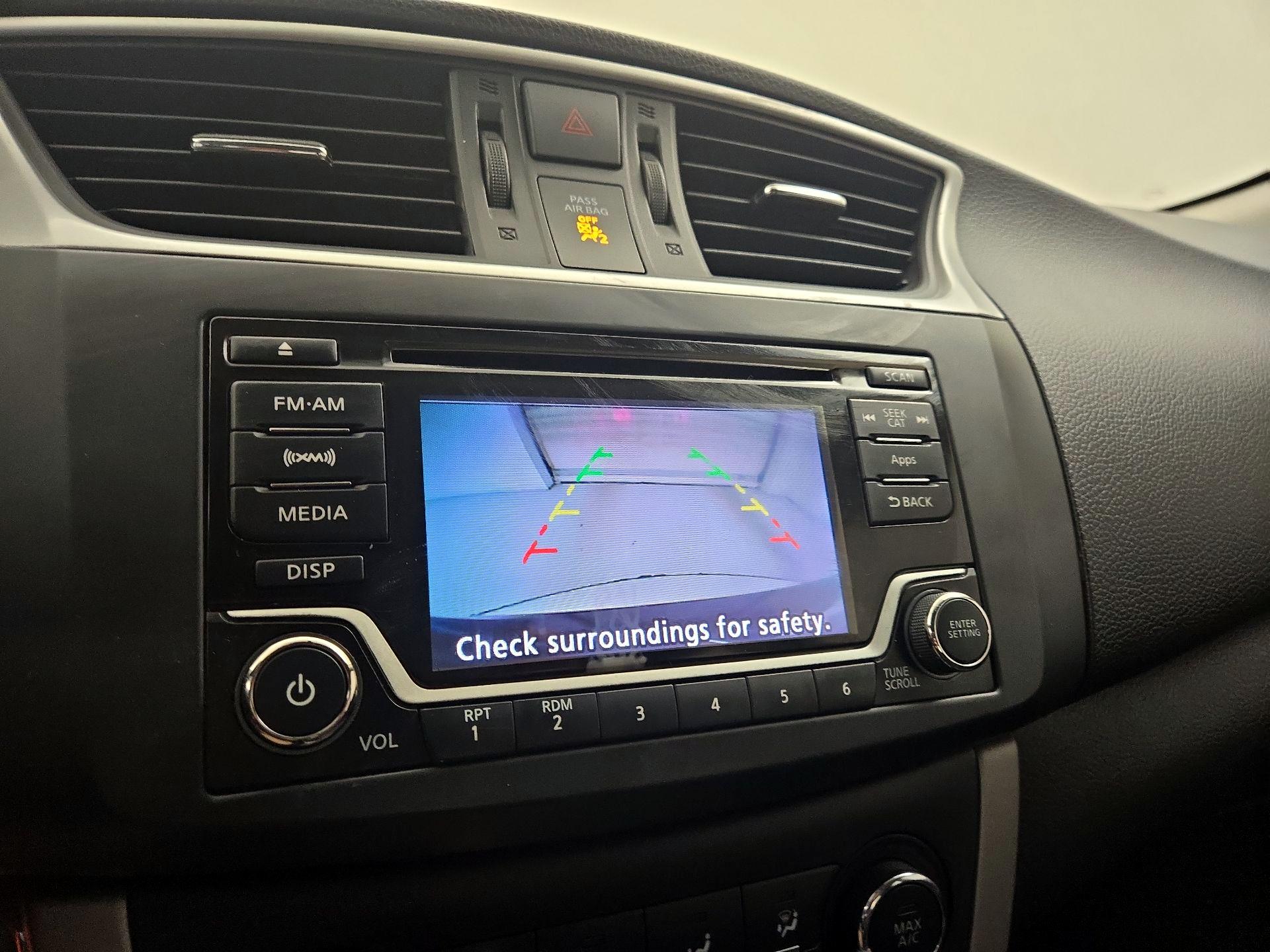 Thumbnail: 2015 Nissan Sentra - 14
