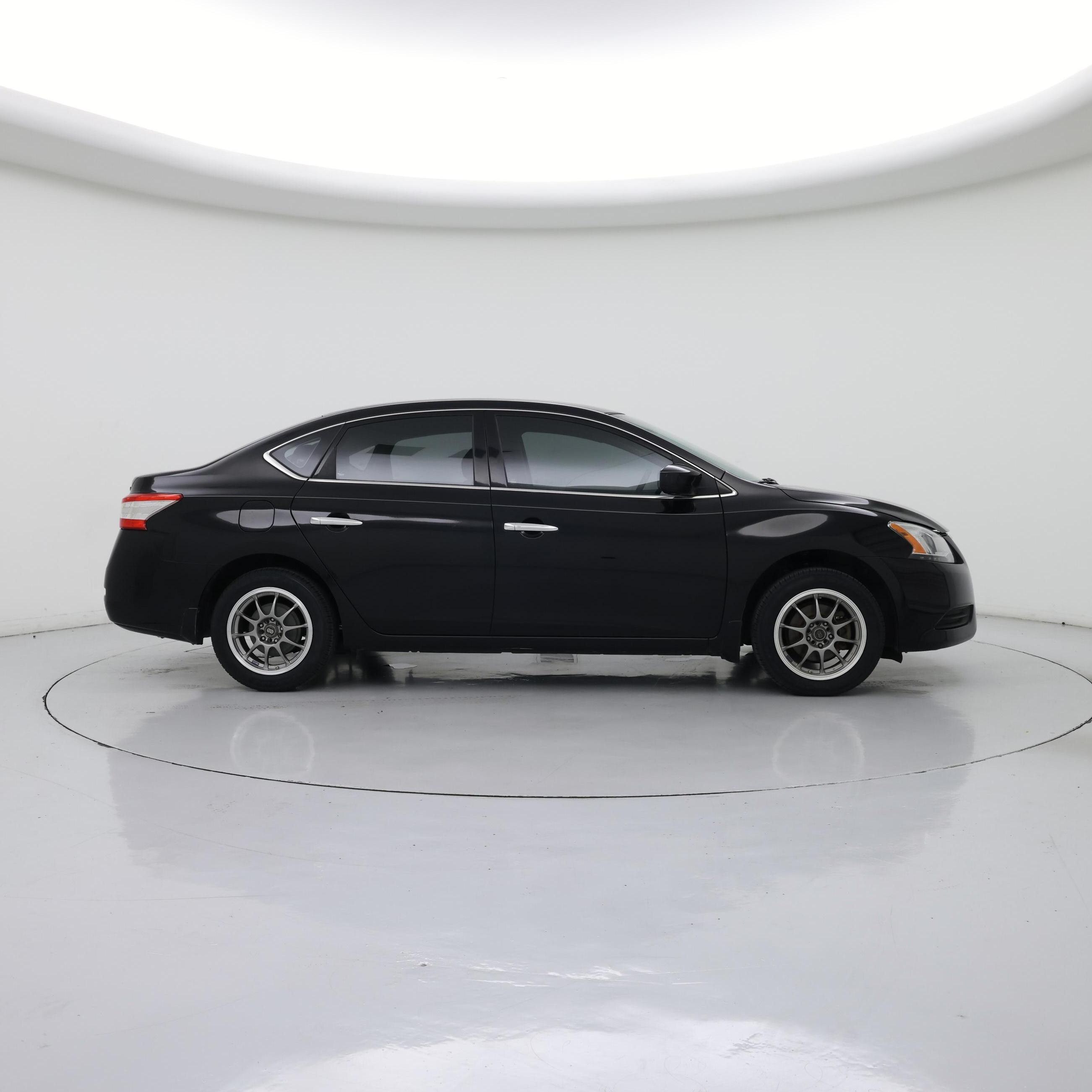 Thumbnail: 2015 Nissan Sentra - 7