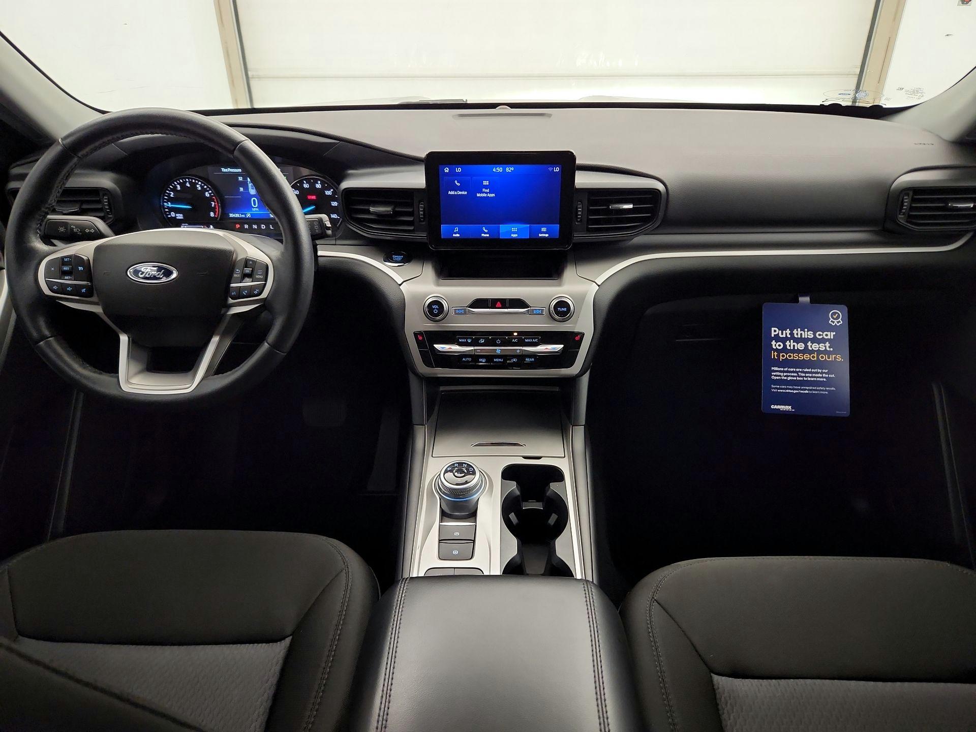 Thumbnail: 2022 Ford Explorer - 9